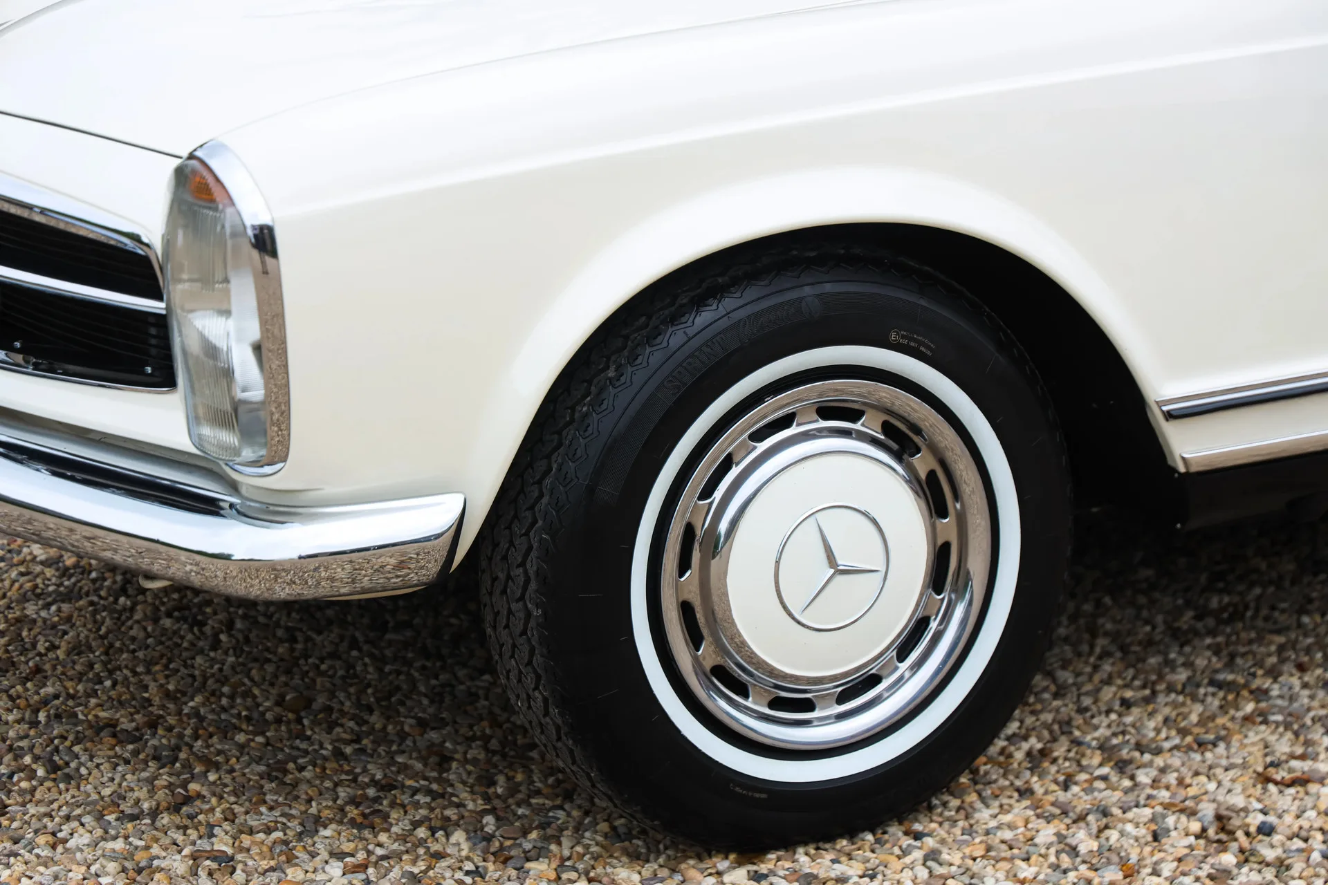 1971 Mercedes-Benz 280 SL, 19/30