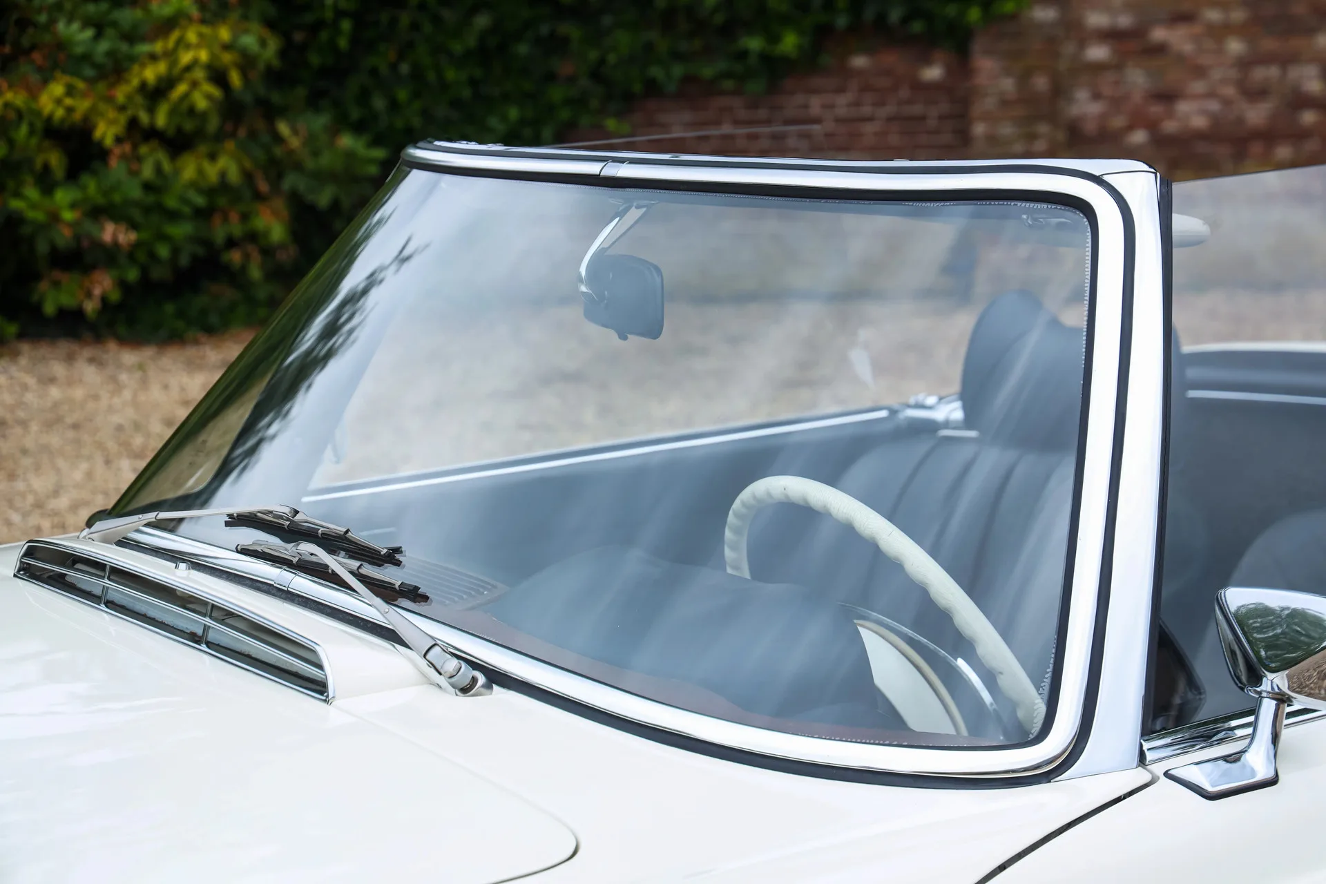 1971 Mercedes-Benz 280 SL, 20/30