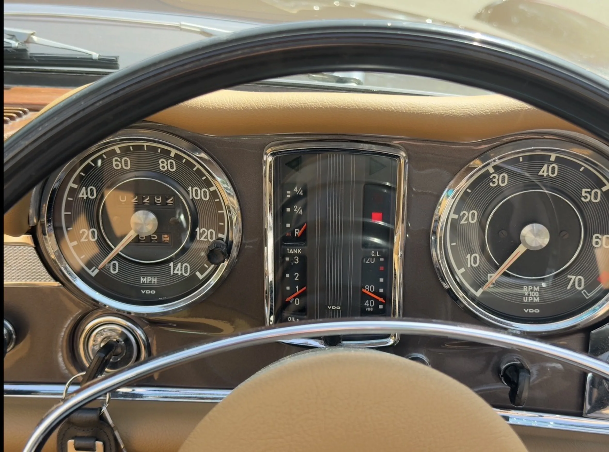 1971 Mercedes-Benz 280 SL, 24/30