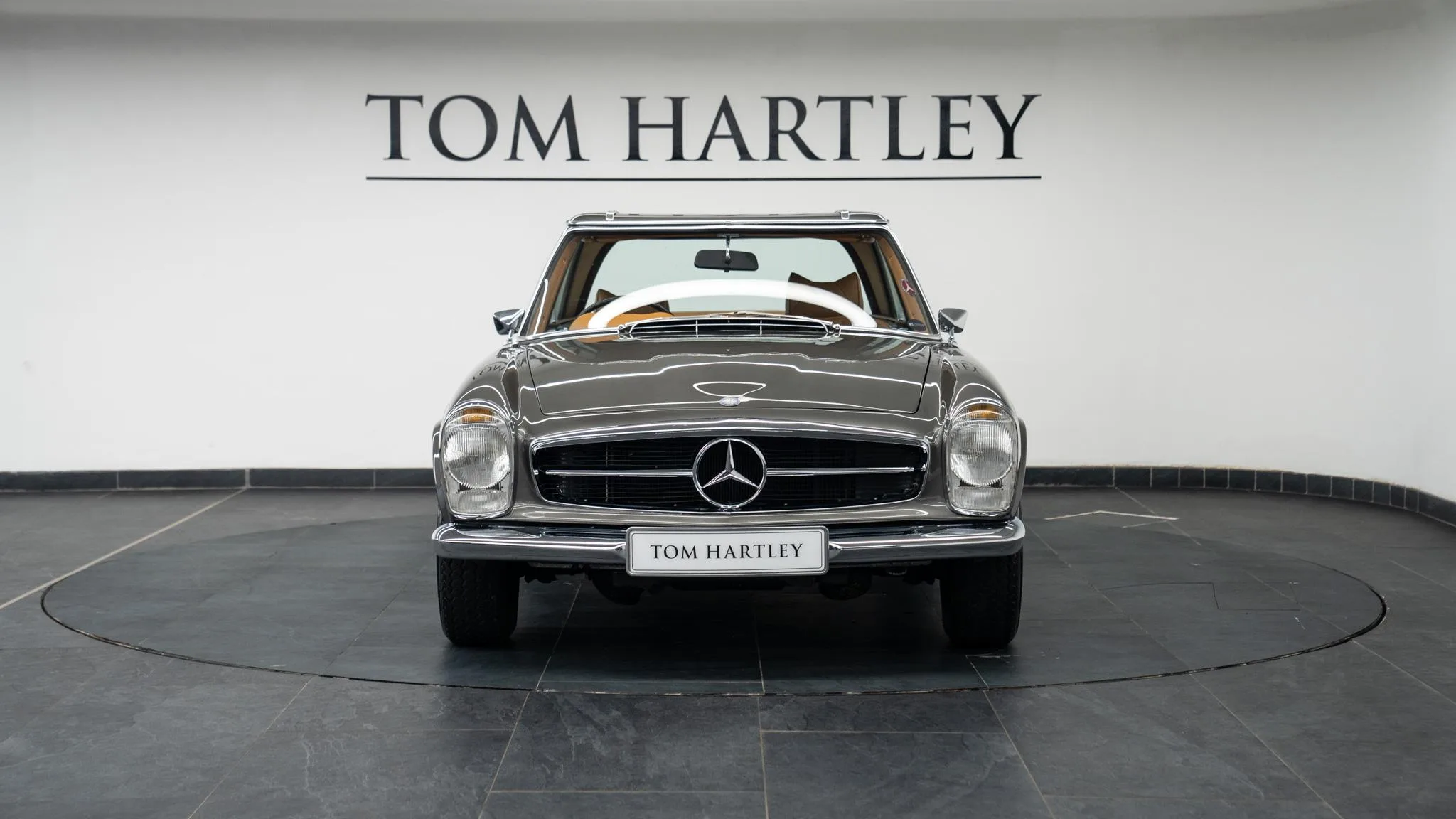 1971 Mercedes-Benz 280 SL Pagode Automatic, 2/23