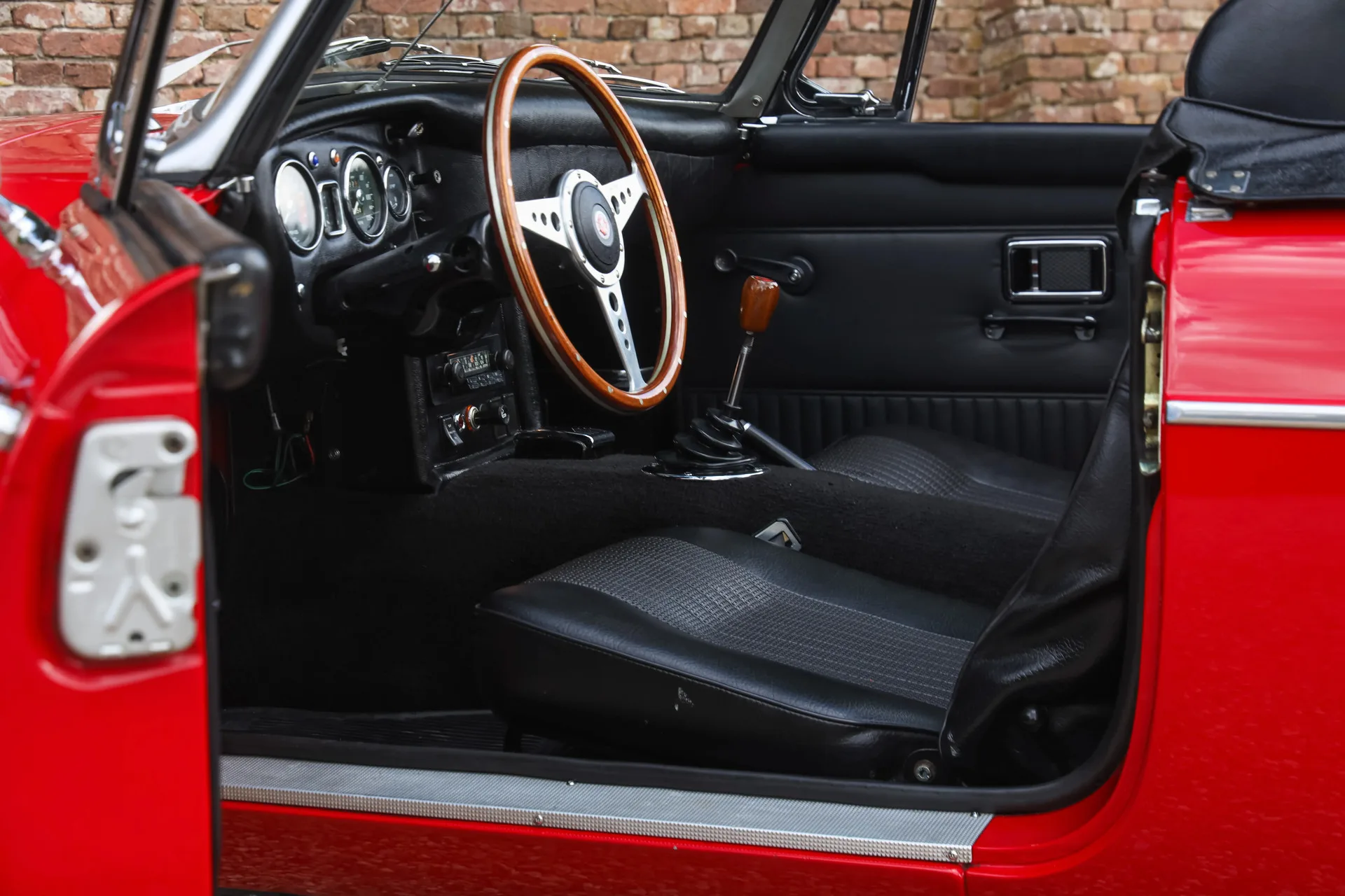 1971 MG MGB Roadster Mk II, 27/30