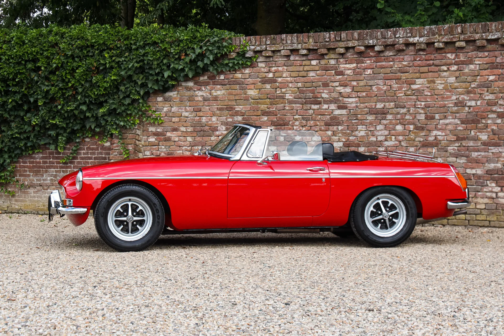 1971 MG MGB Roadster Mk II, 28/30