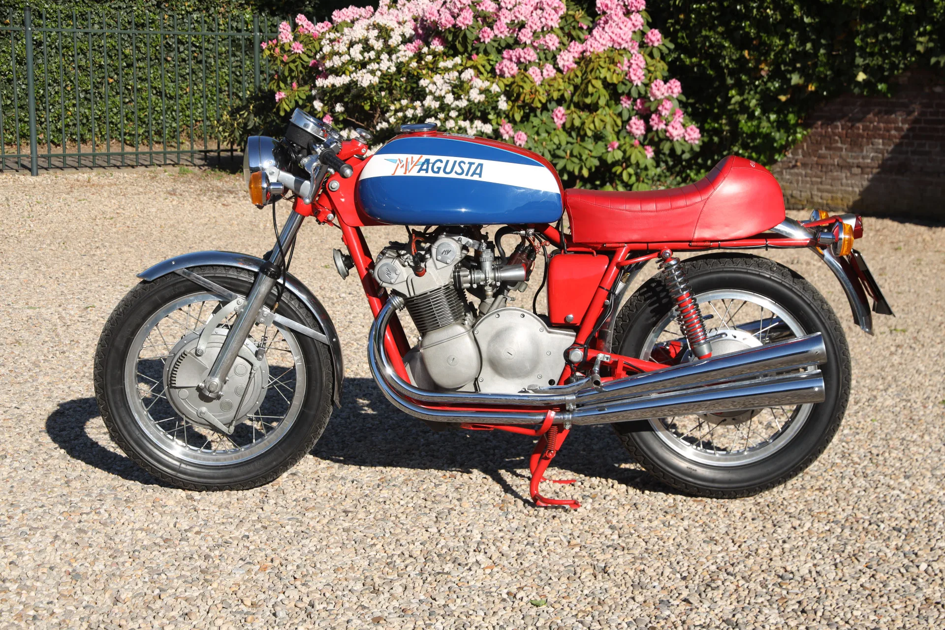 1971 MV Agusta 750 S, 2/30