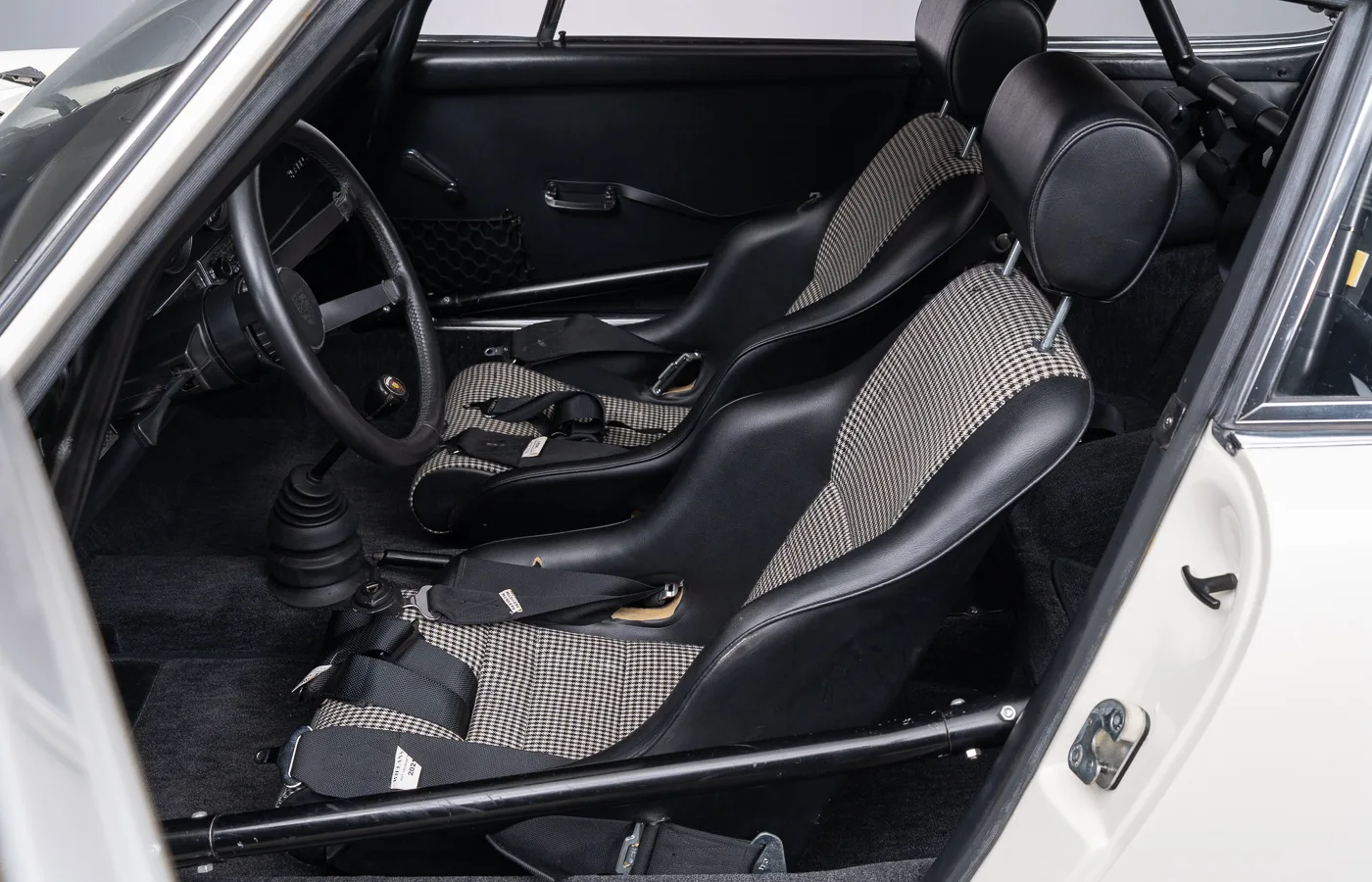 1971 Porsche 911 T 2.2 Outlaw 3.4, 12/26