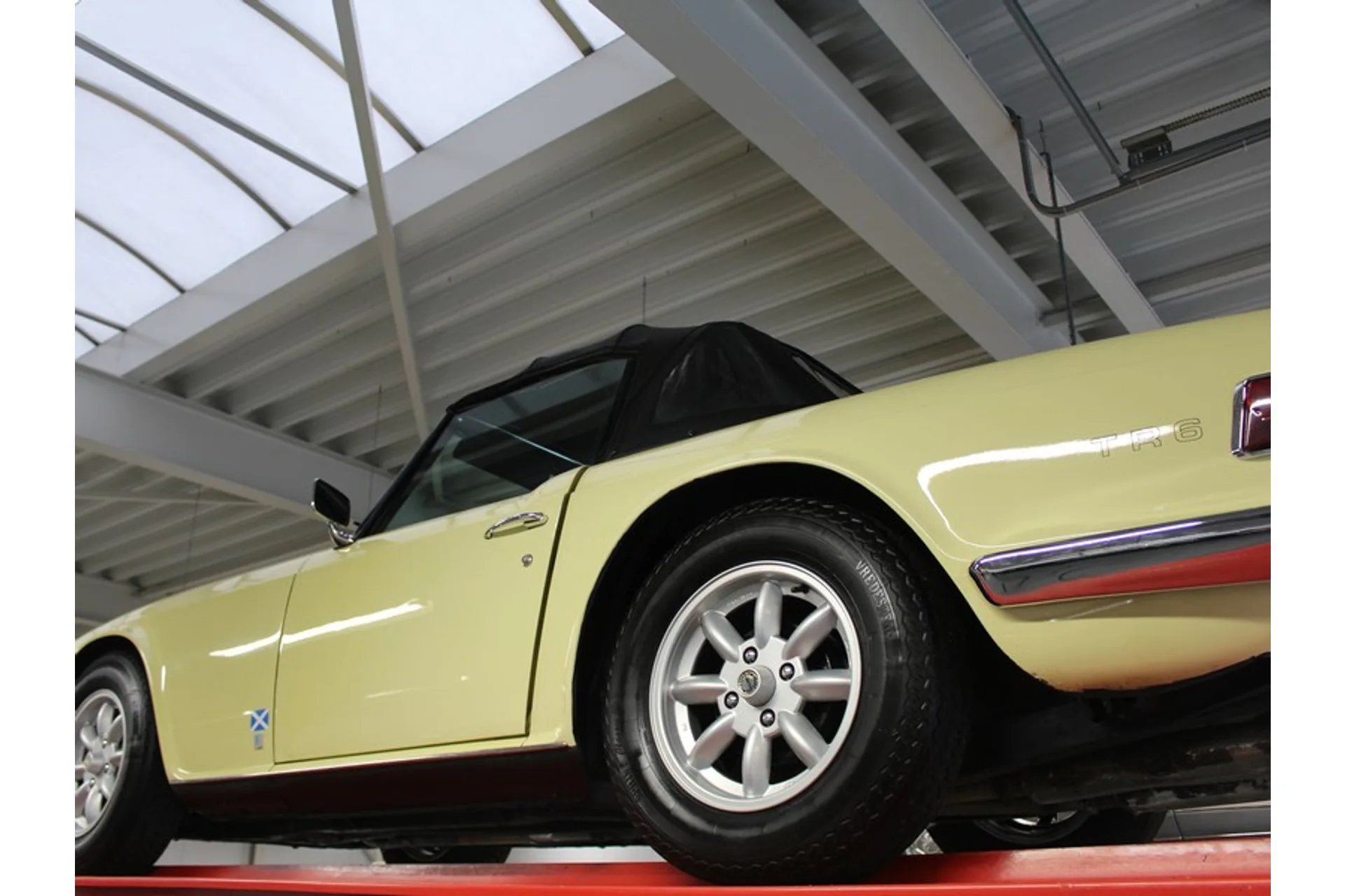1971 Triumph TR6, 9/30