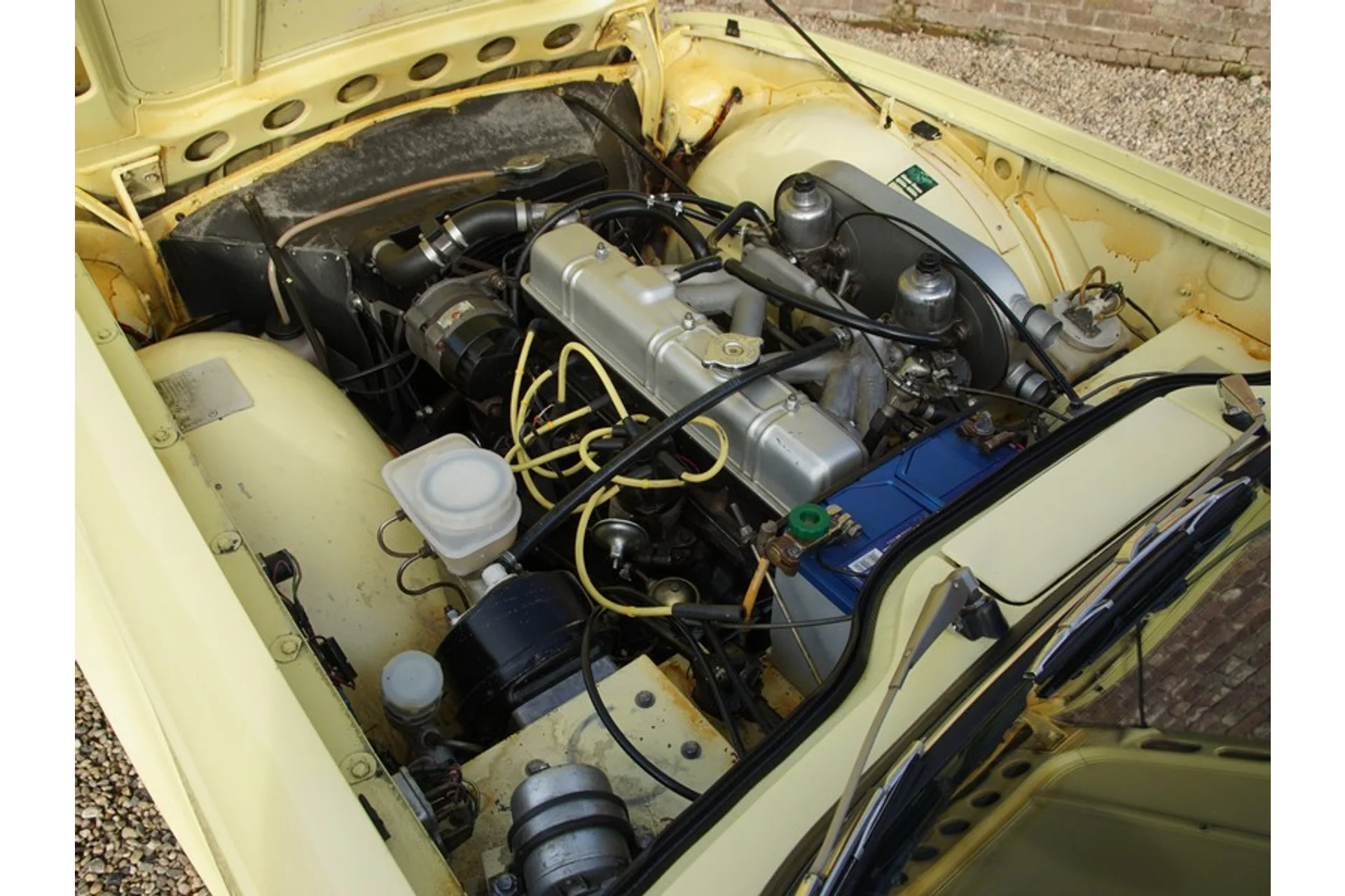 1971 Triumph TR6, 15/30