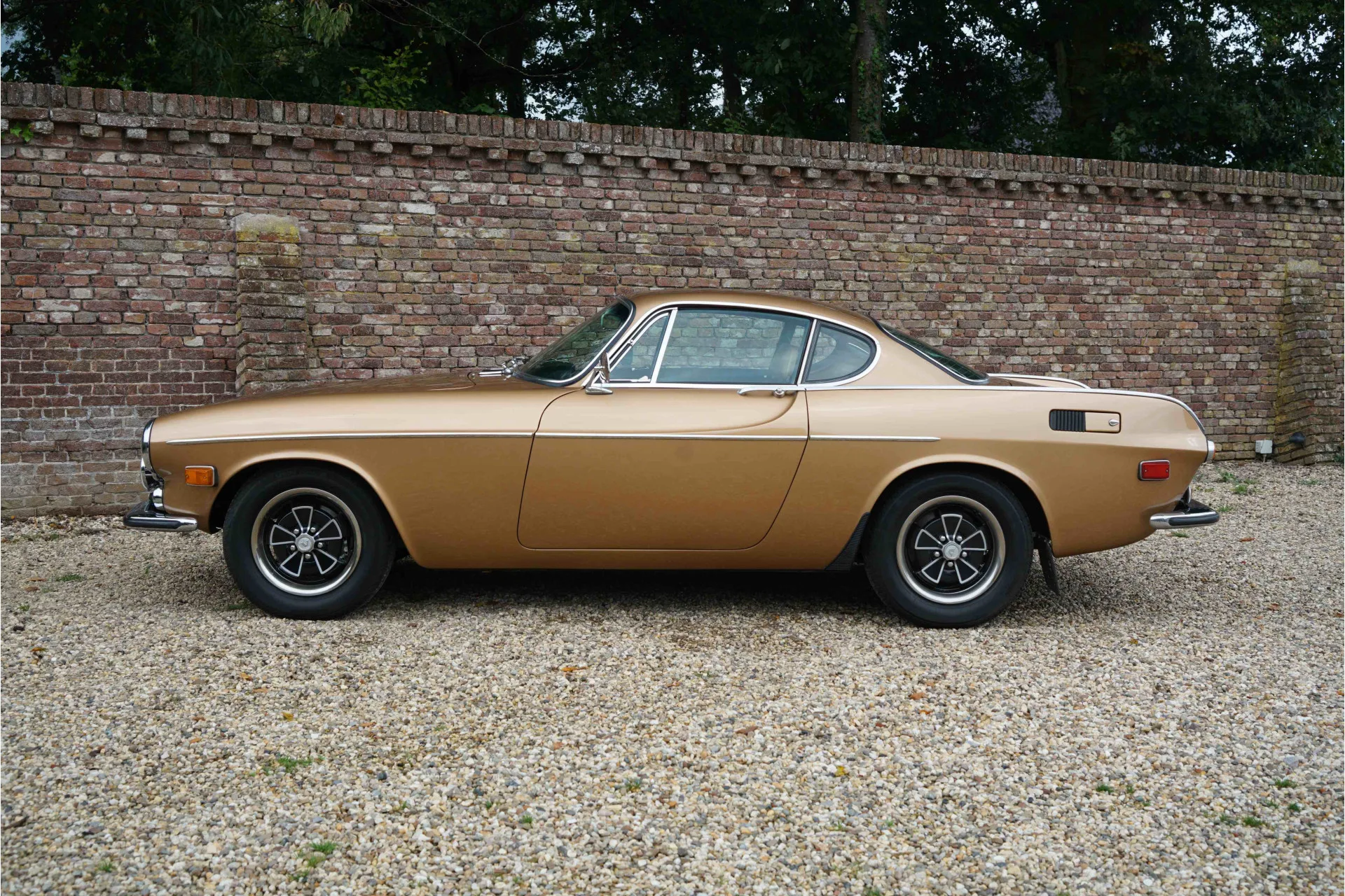 1971 Volvo P1800E, 7/30