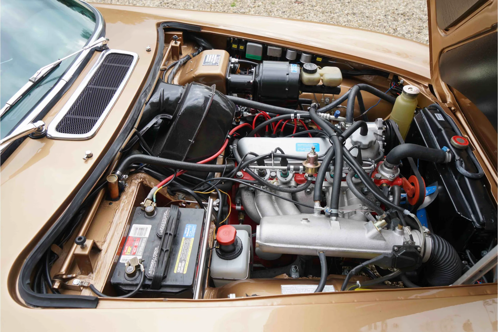 1971 Volvo P1800E, 9/30