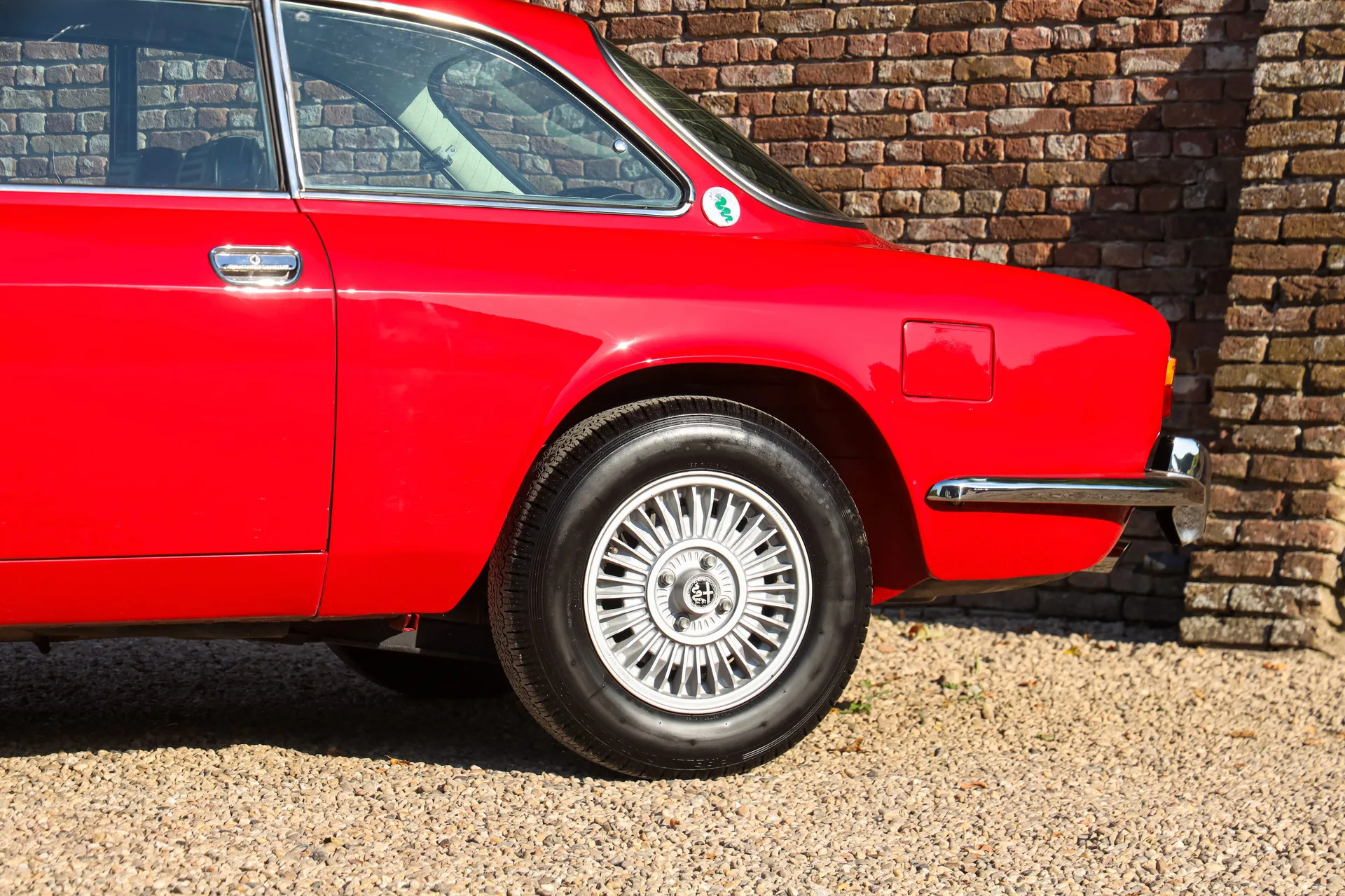 1972 Alfa Romeo 2000 GTV Bertone, 9/30