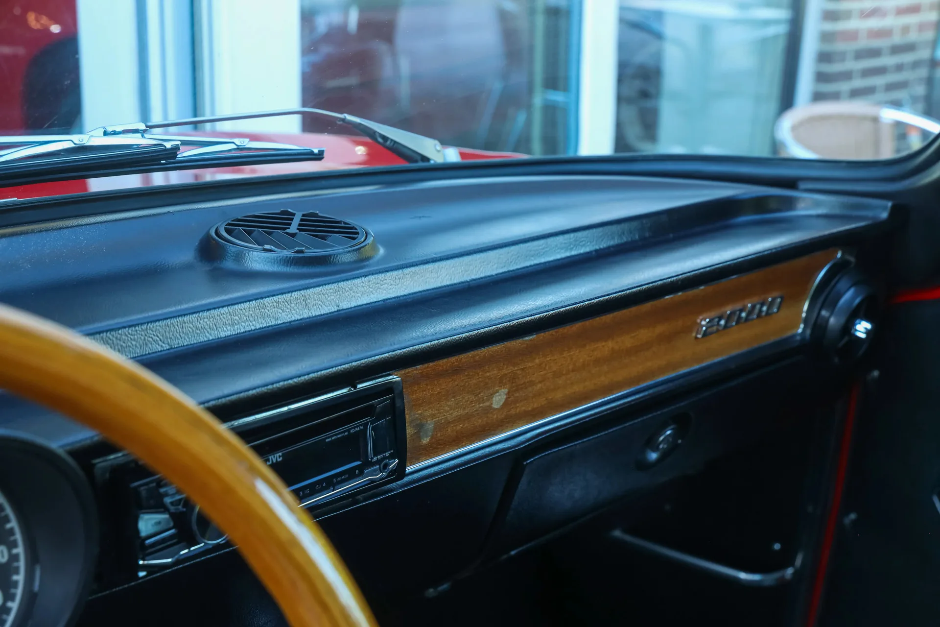 1972 Alfa Romeo 2000 GTV Bertone, 11/30