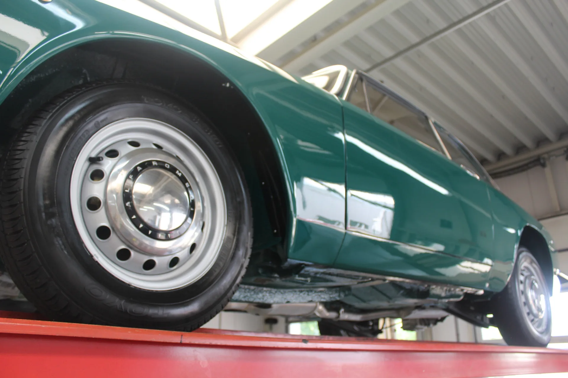 1972 Alfa Romeo GT 1300 Junior Bertone, 9/30