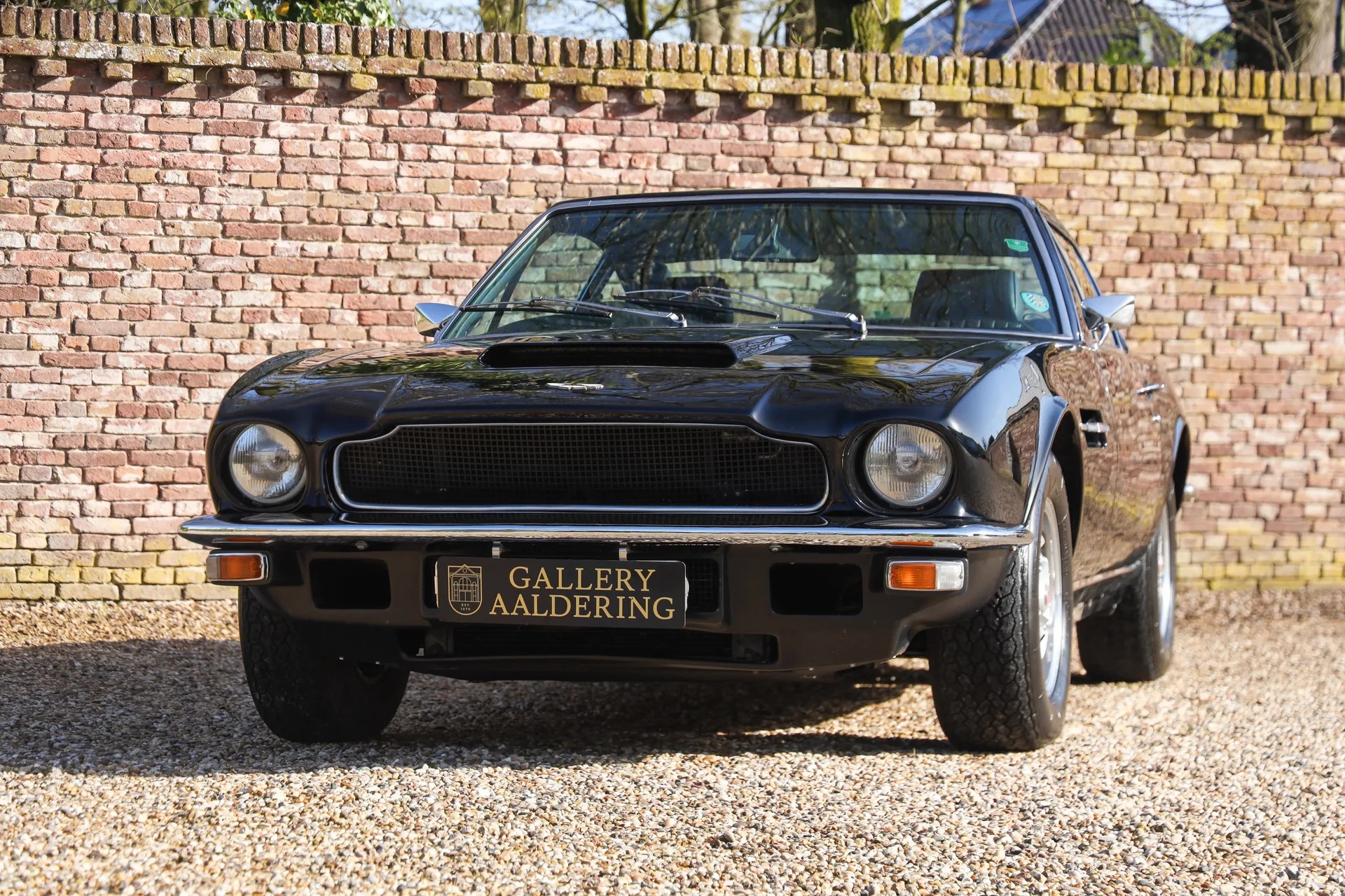 1972 Aston Martin V8 Series 2, 17/30