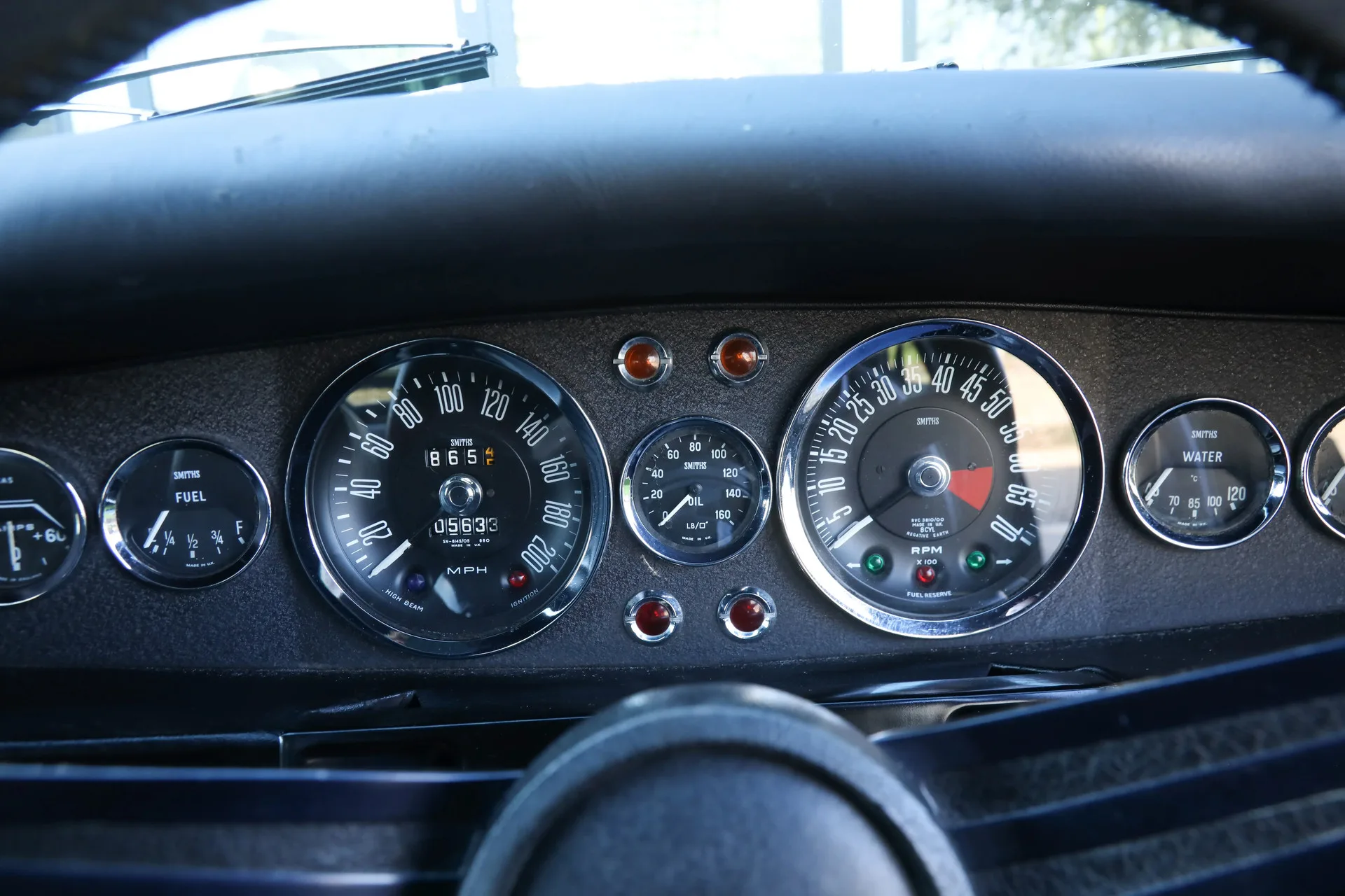 1972 Aston Martin V8 Series 2, 21/30
