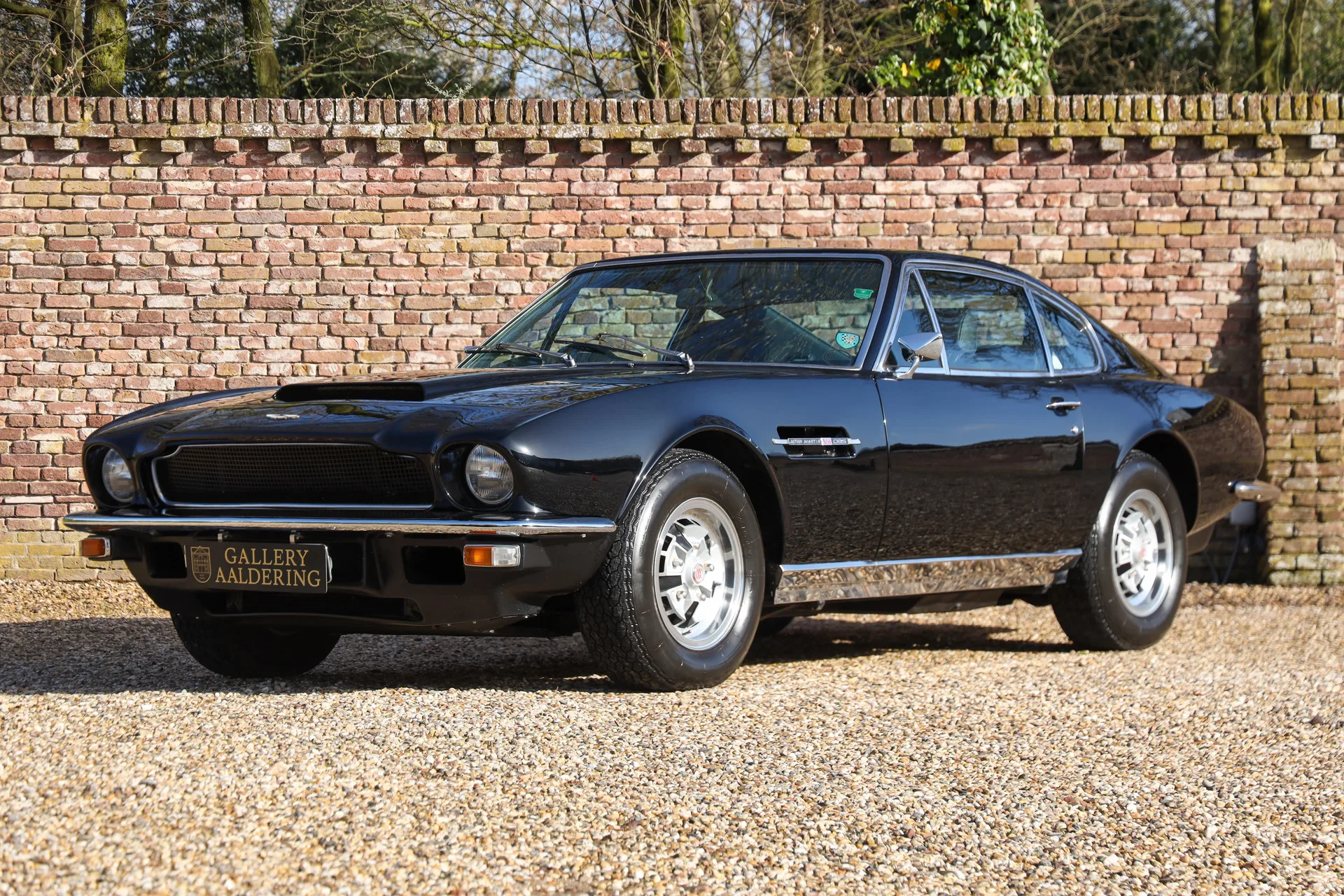 1972 Aston Martin V8 Series 2, 24/30