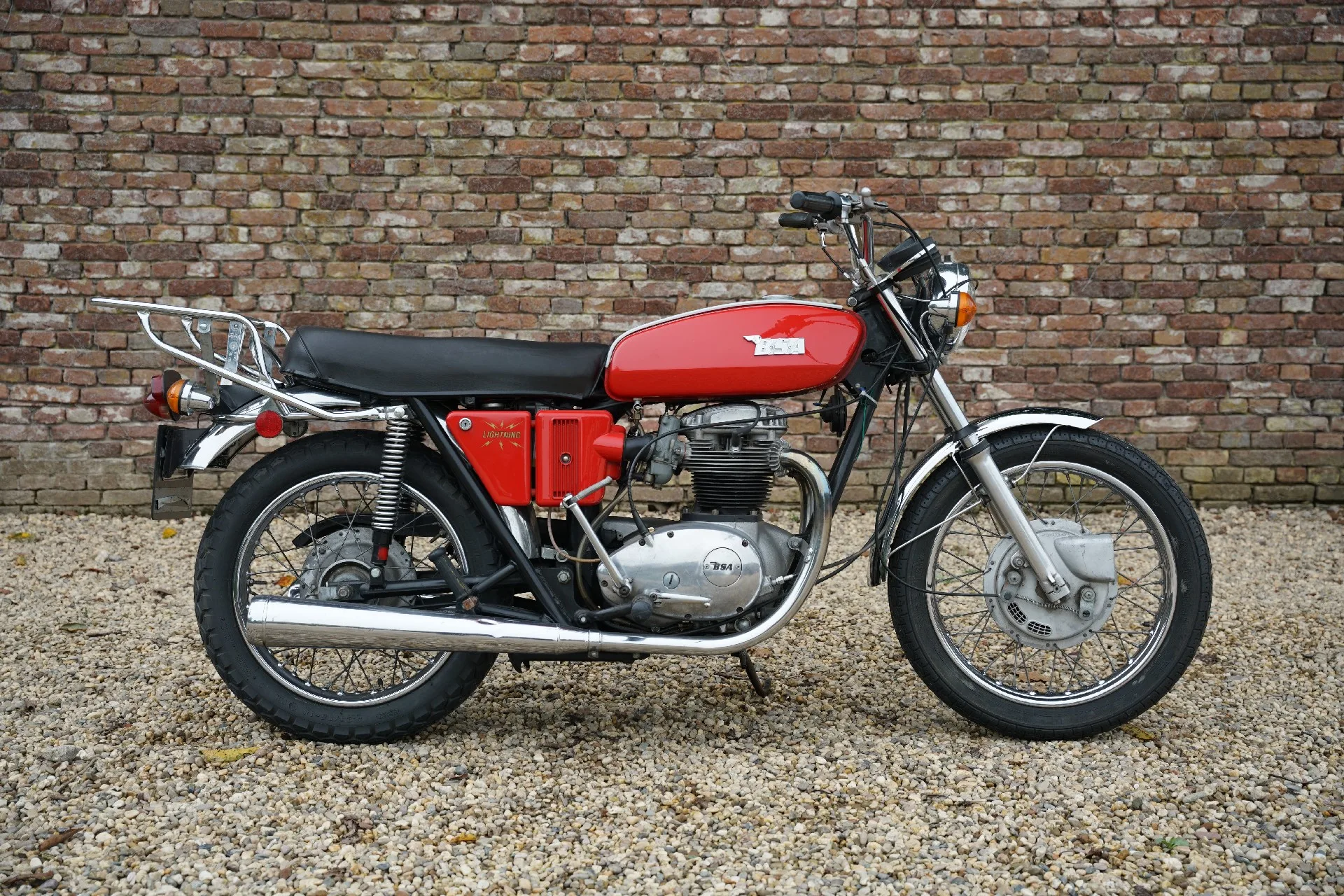 1972 BSA Lightning A65L, 2/30
