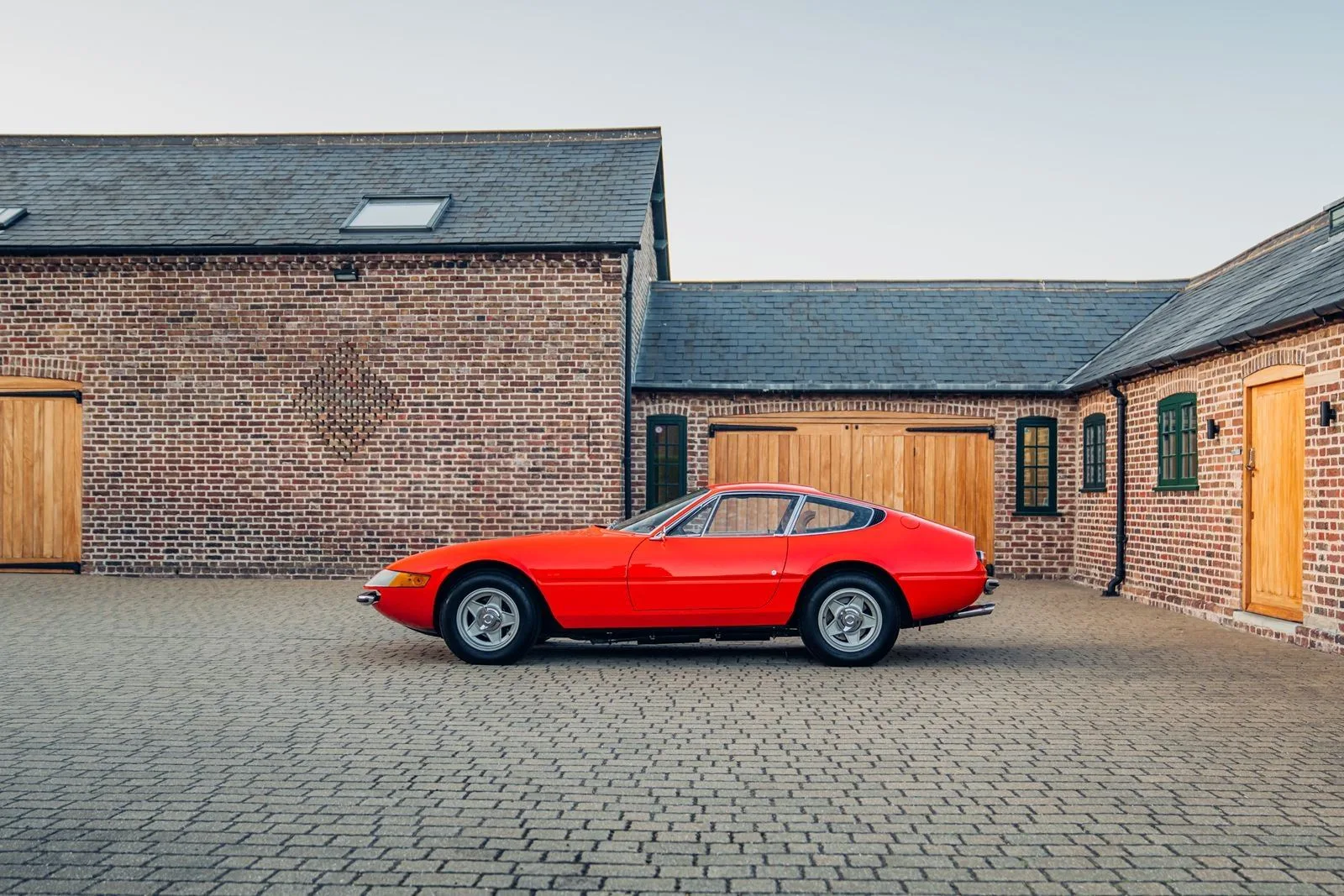 1972 Ferrari 365 GTB/4 Daytona offered by a specialist dealer in Chorleywood, United Kingdom, main photo