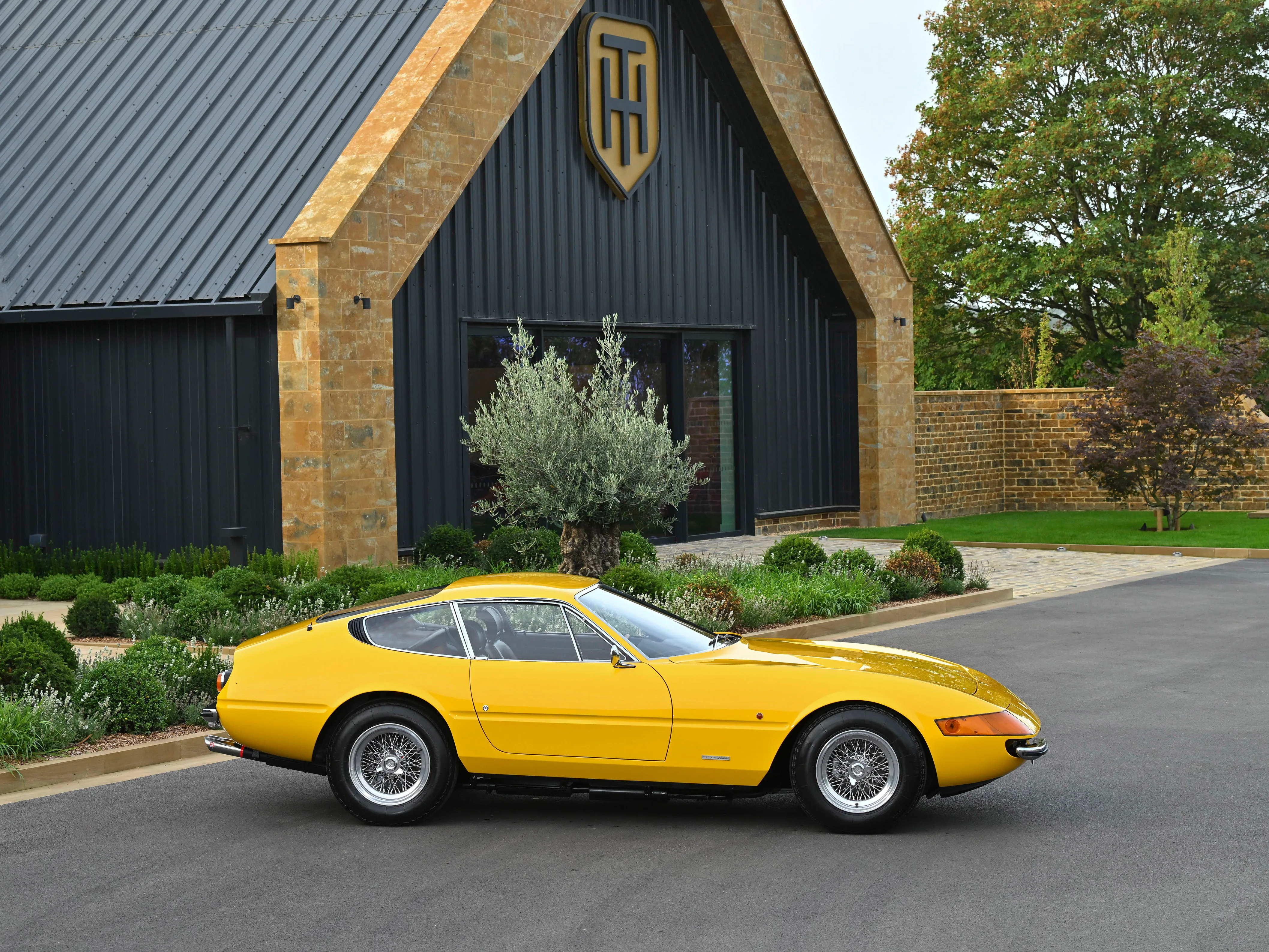 1972 Ferrari 365 GTB/4 Daytona, 7/30