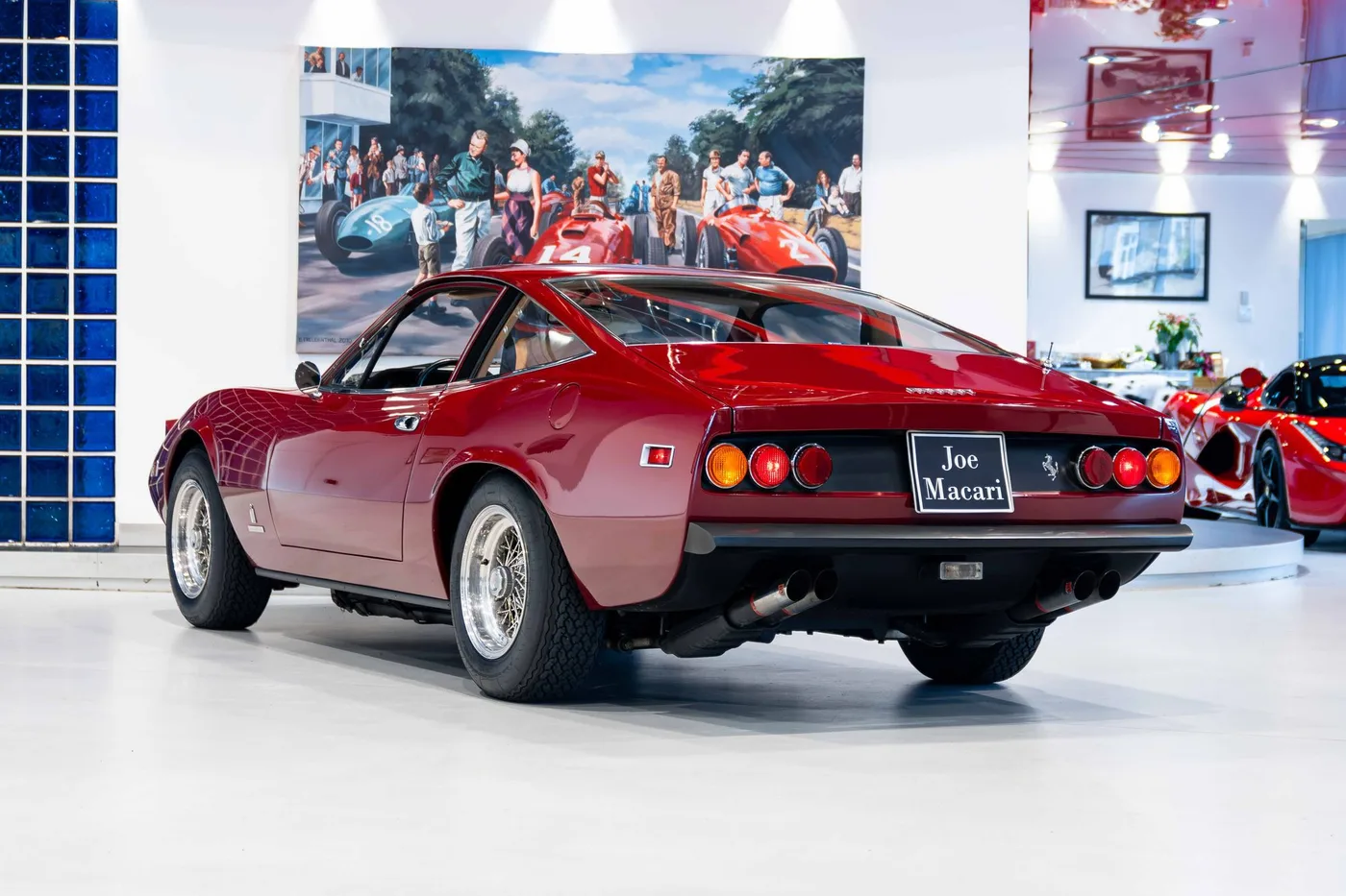 1972 Ferrari 365 GTC/4 proposée par un spécialiste de la voiture de collection à London, Royaume-Uni, photo 6 sur 22