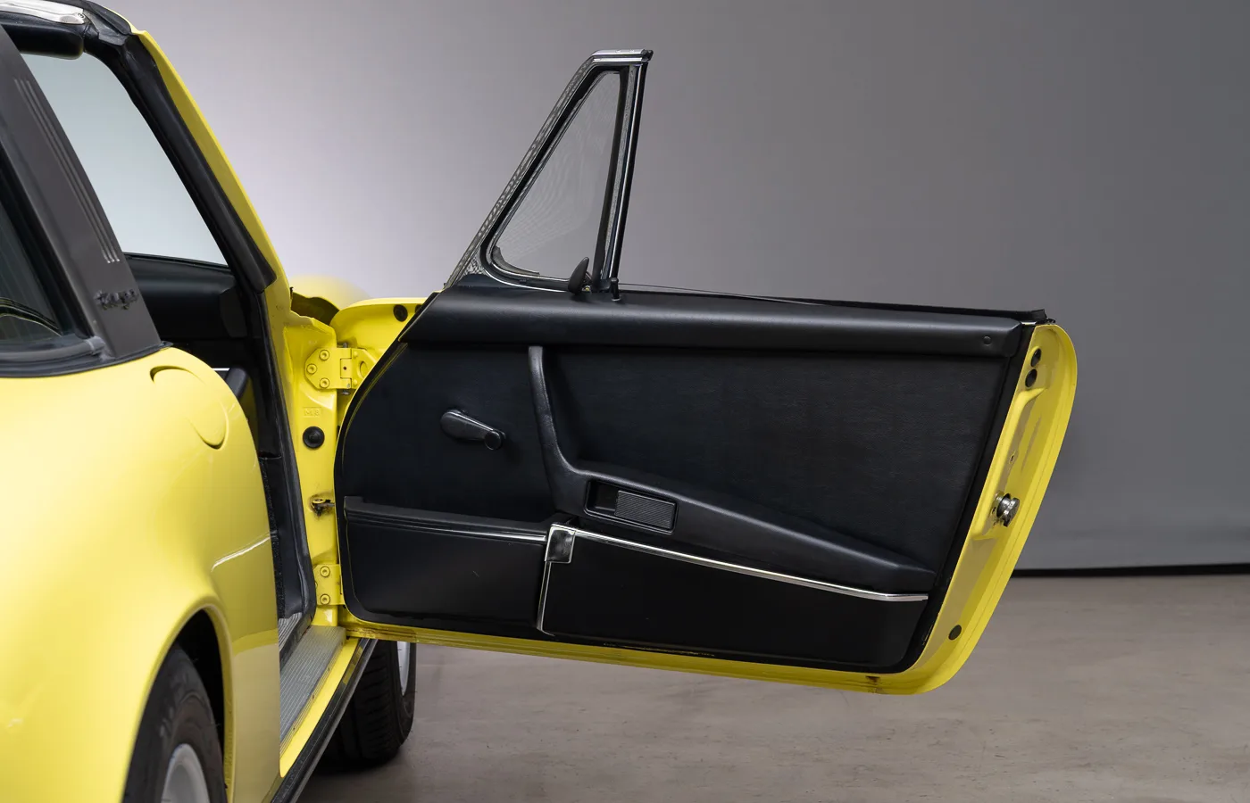 1972 Porsche 911 S 2.4 Targa, 27/30