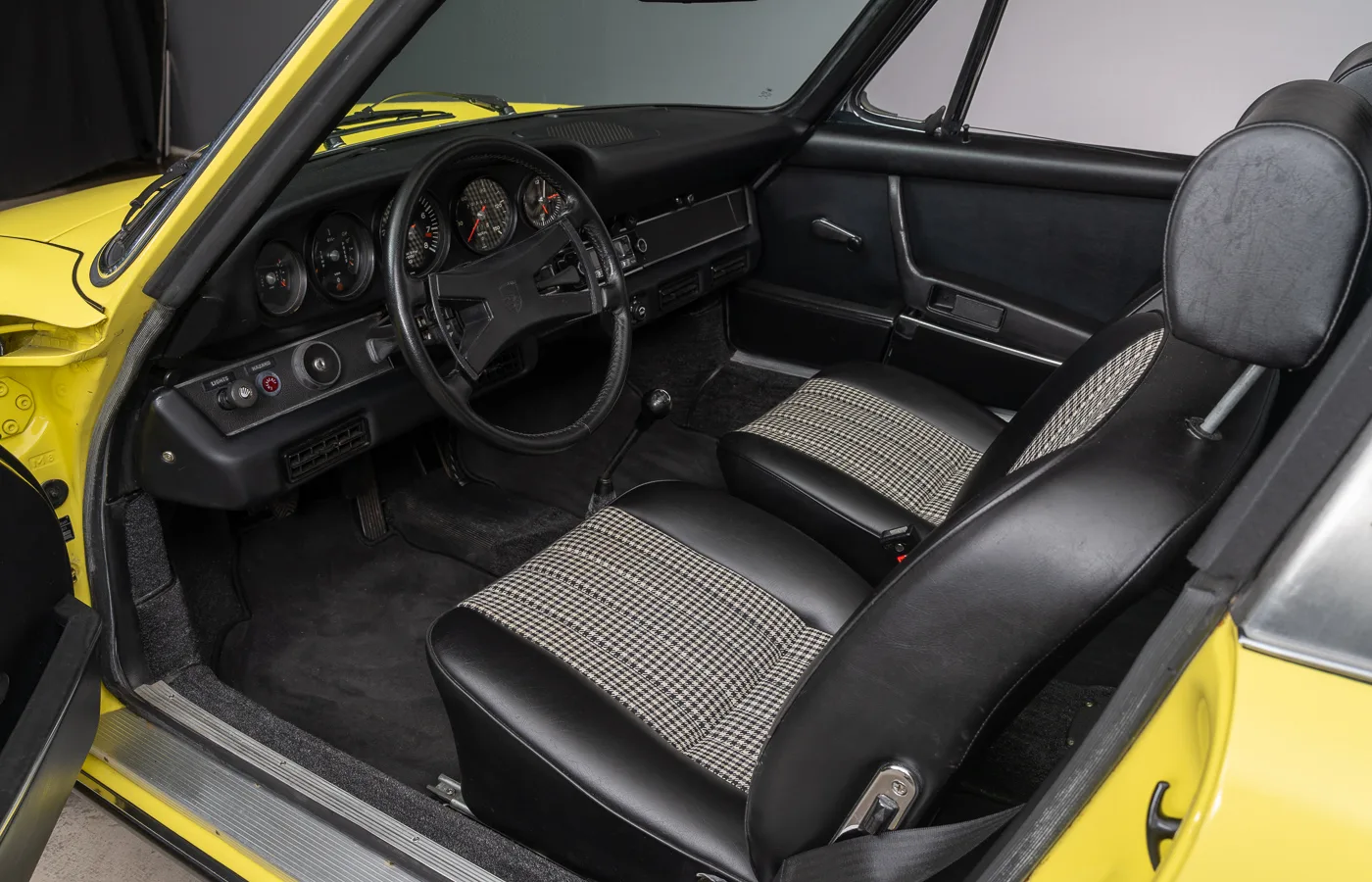 1972 Porsche 911 S 2.4 Targa, 30/30