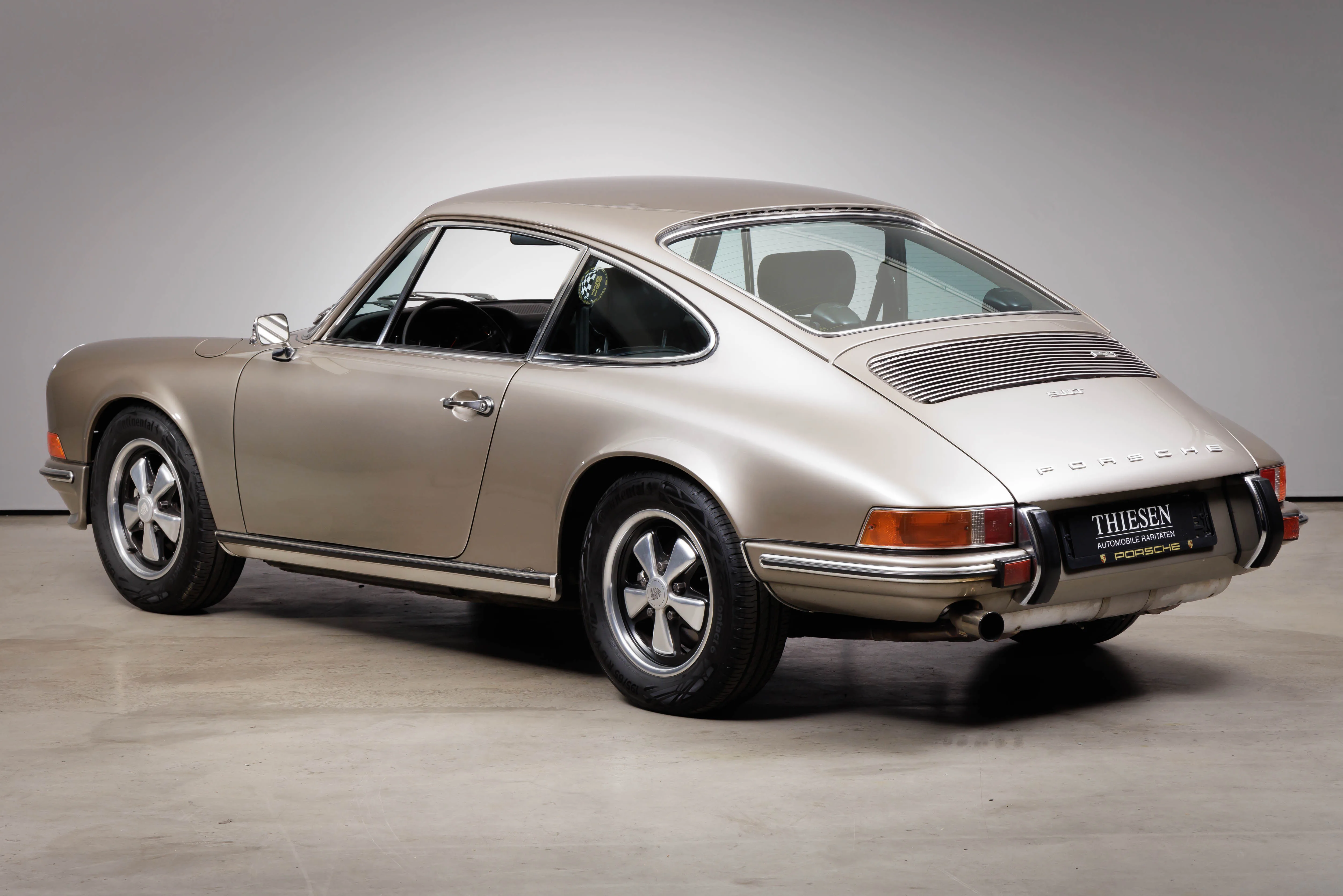 1972 Porsche 911 T 2.4 Ölklappe, 9/16