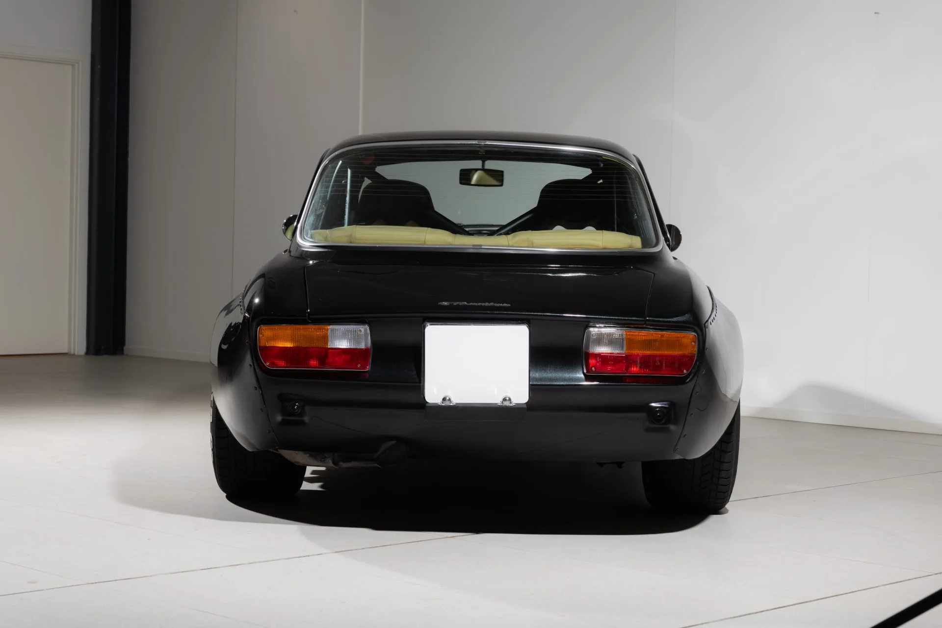1973 Alfa Romeo 2000 GTV GTAm Restomod, 5/29