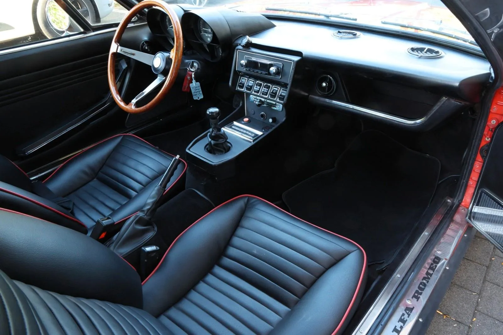 1973 Alfa Romeo Montreal, 3/24