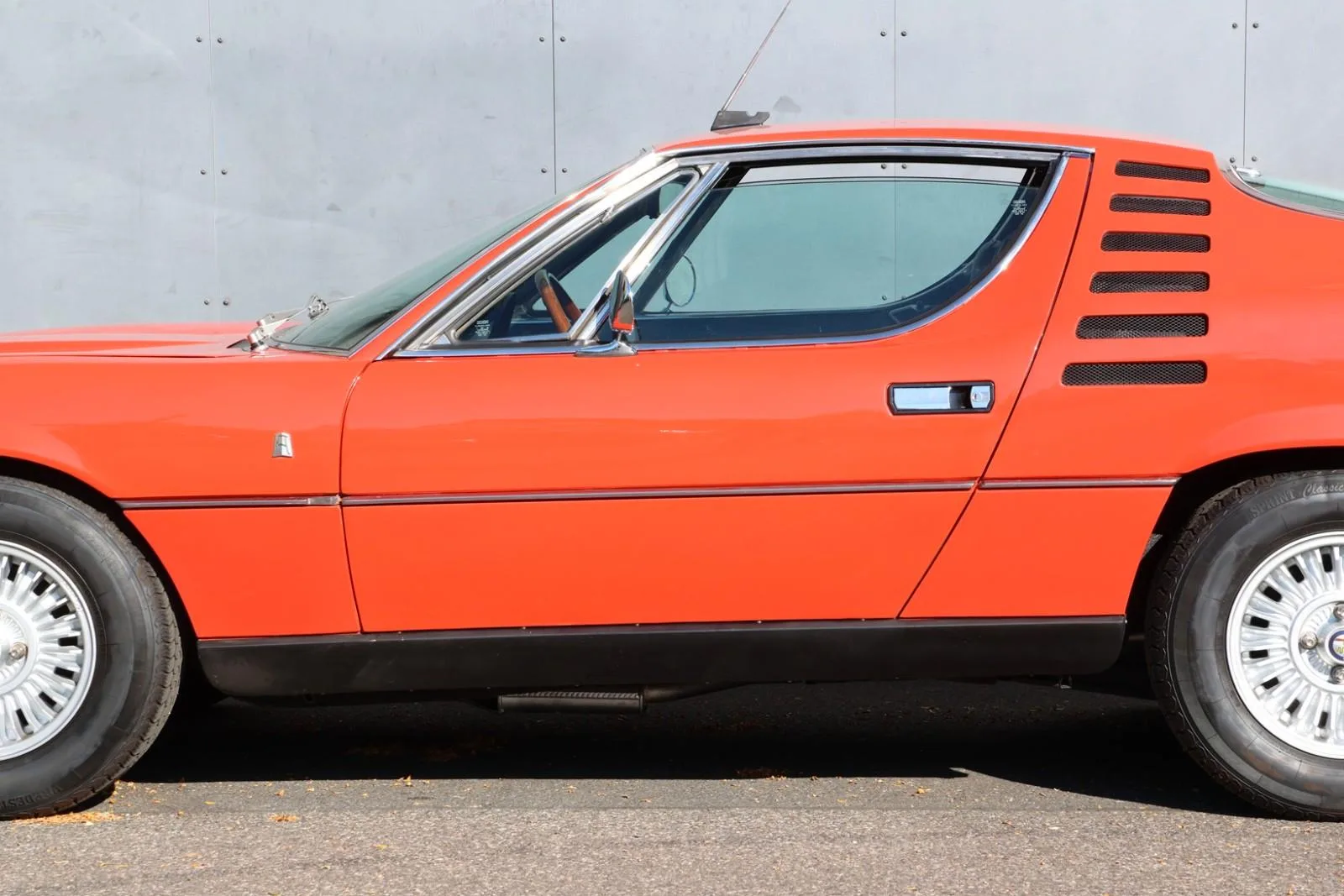 1973 Alfa Romeo Montreal, 16/24