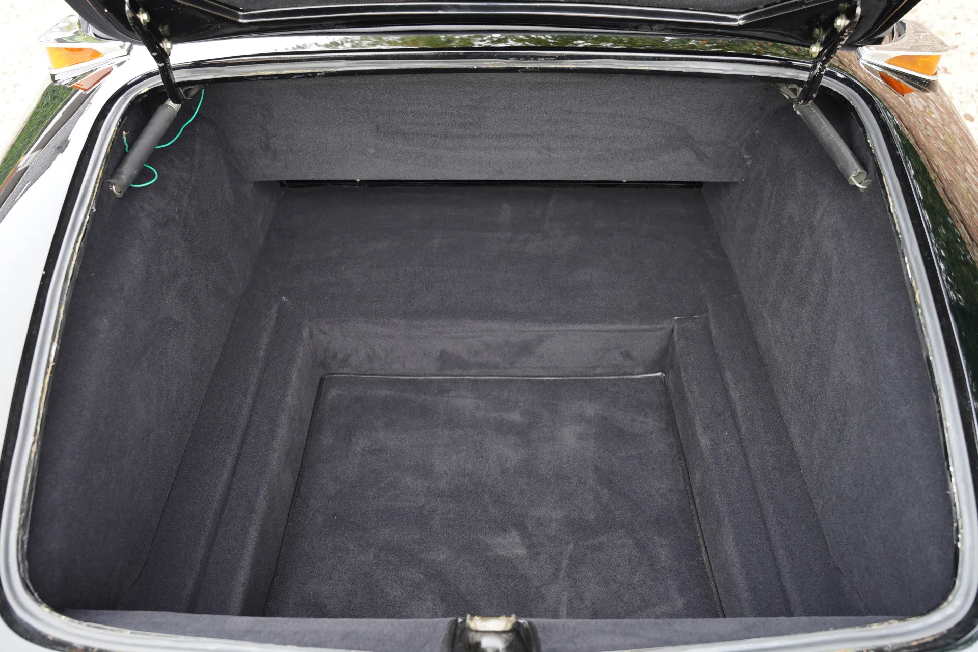 1973 Citroën DS 23 Injection Cabriolet, 28/30