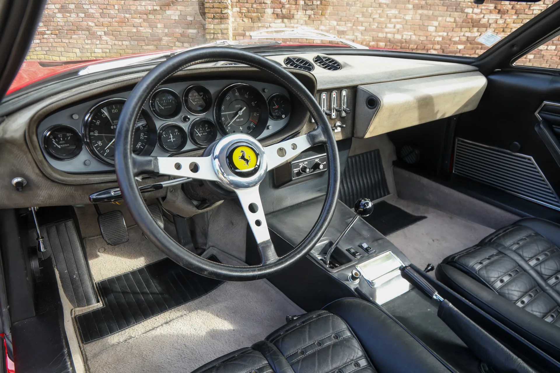 1973 Ferrari 365 GTB/4 Daytona, 8/30