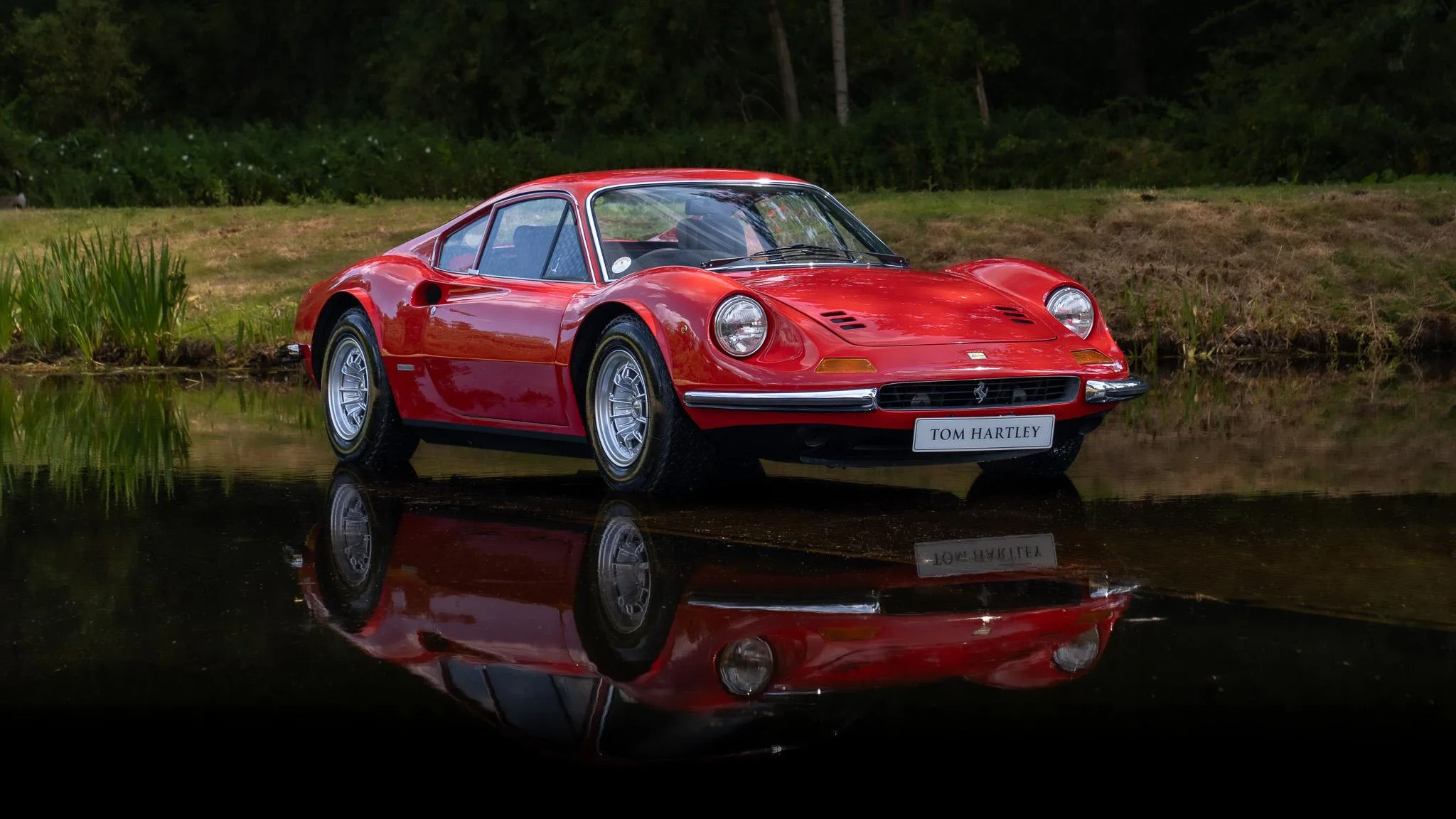 1973 Ferrari Dino 246 GT Chairs and Flares proposée par un concessionnaire spécialisé à Swadlincote, Royaume-Uni, photo principale