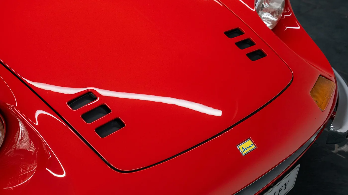 1973 Ferrari Dino 246 GT Chairs and Flares proposée par un concessionnaire spécialisé à Swadlincote, Royaume-Uni, photo 10 sur 15