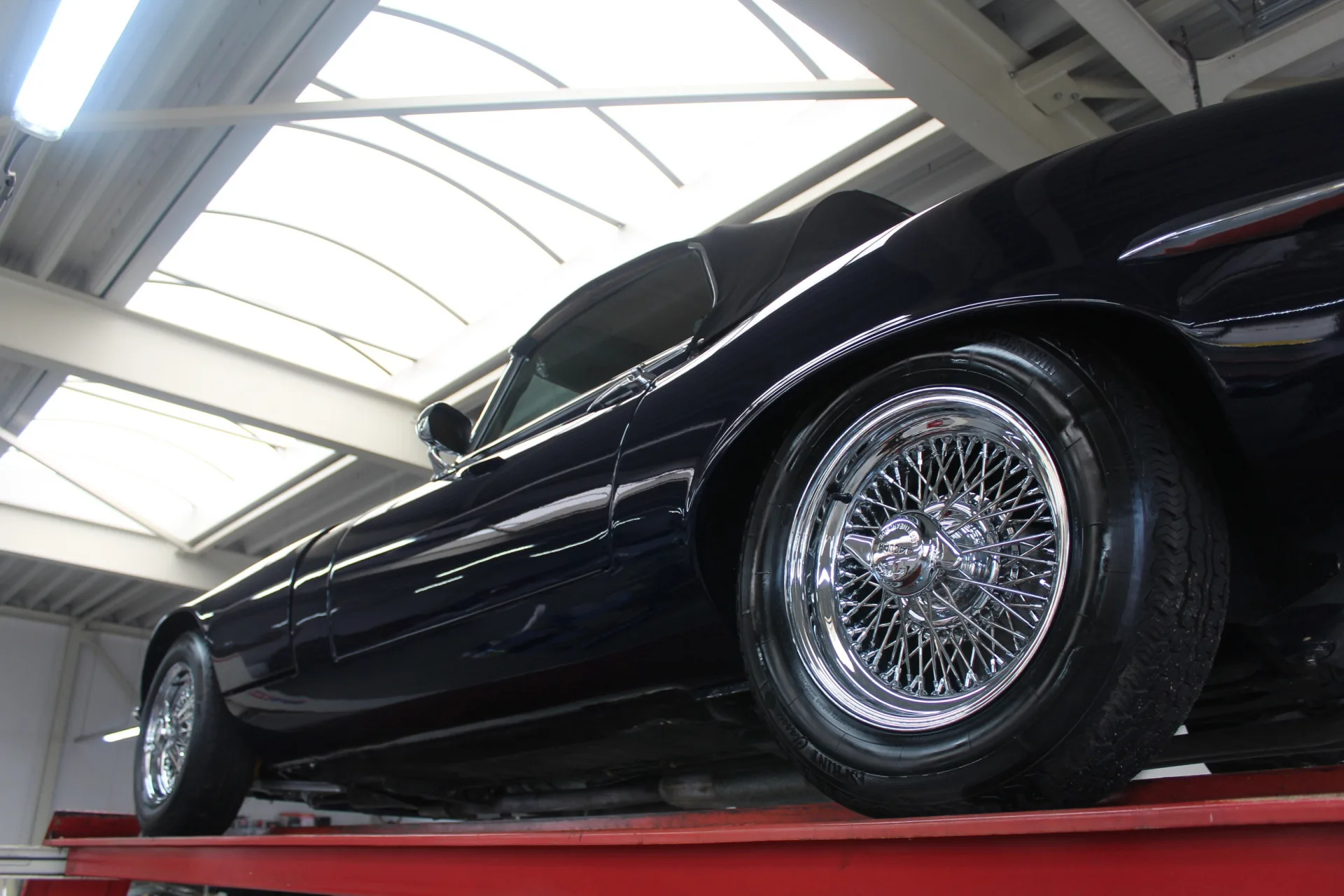 1973 Jaguar E-Type Series 3 V12 Roadster, 11/30