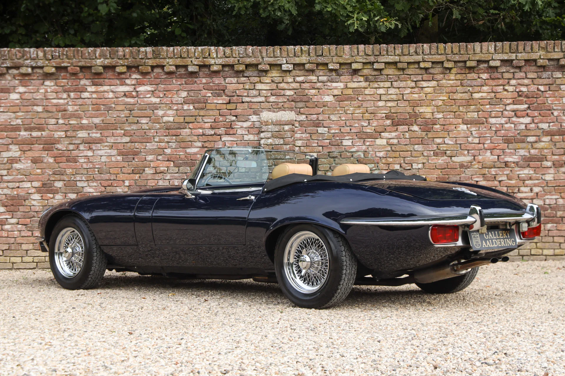 1973 Jaguar E-Type Series 3 V12 Roadster, 16/30