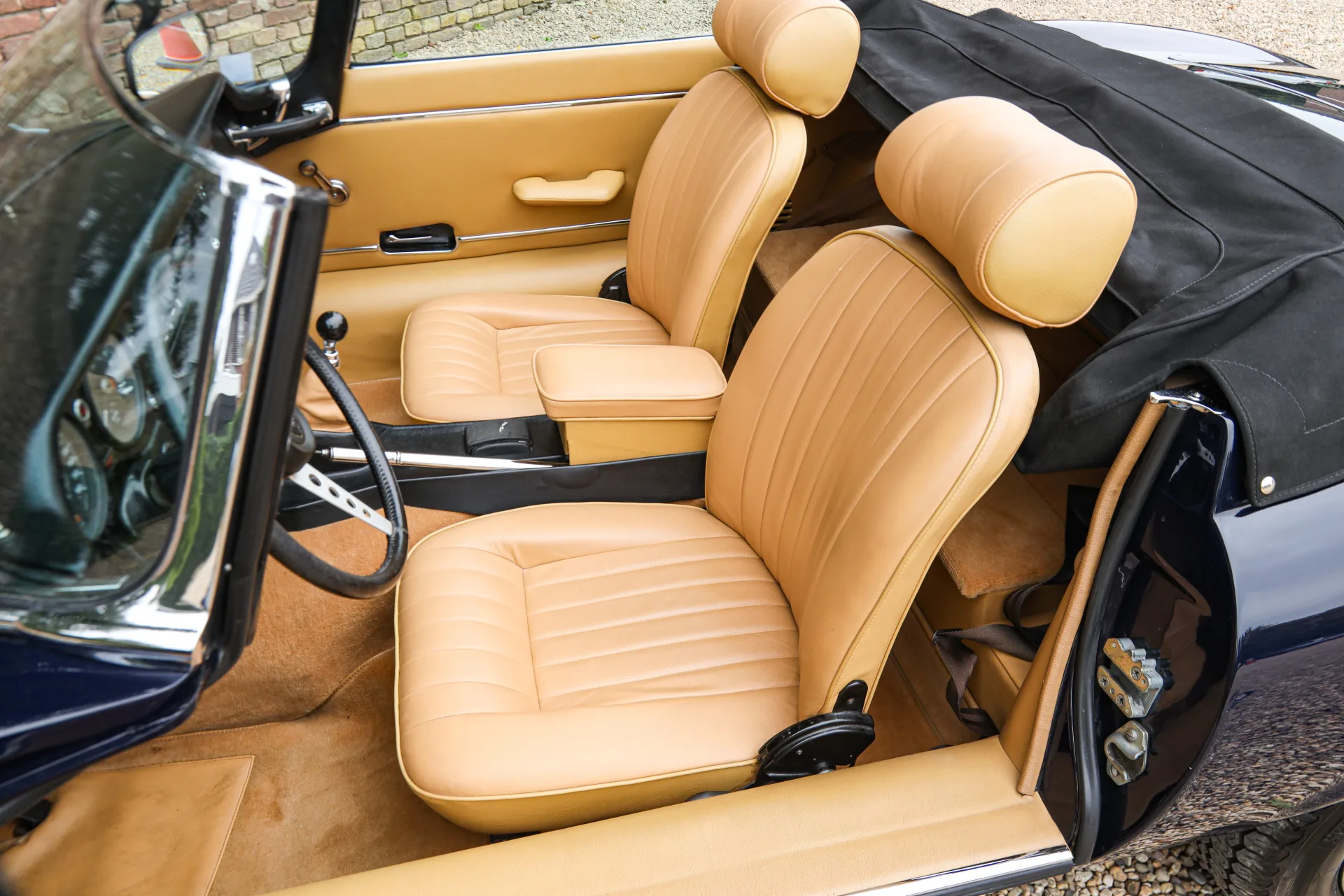 1973 Jaguar E-Type Series 3 V12 Roadster, 19/30