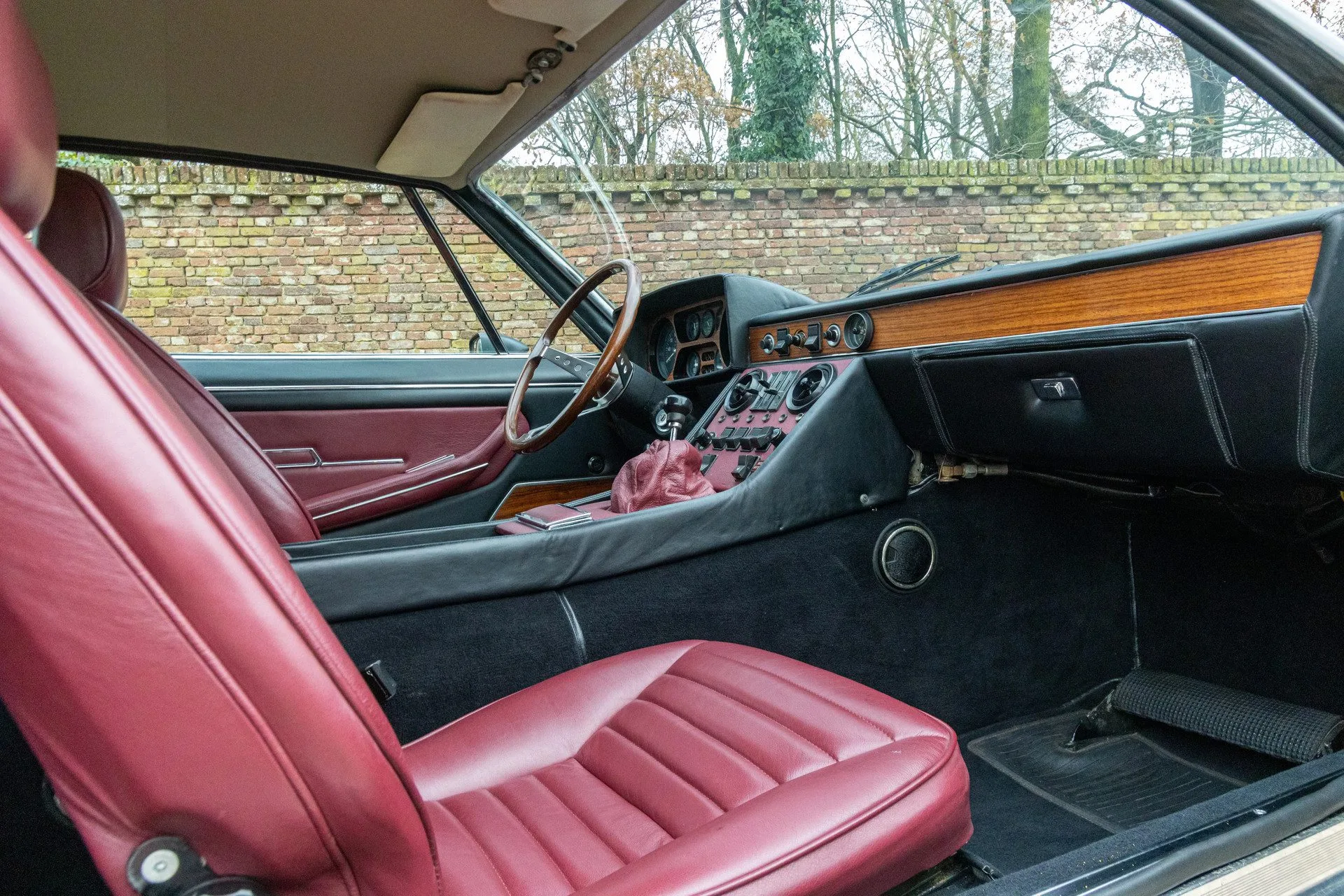 1973 Lamborghini Espada Series II 400 GTE, 7/30