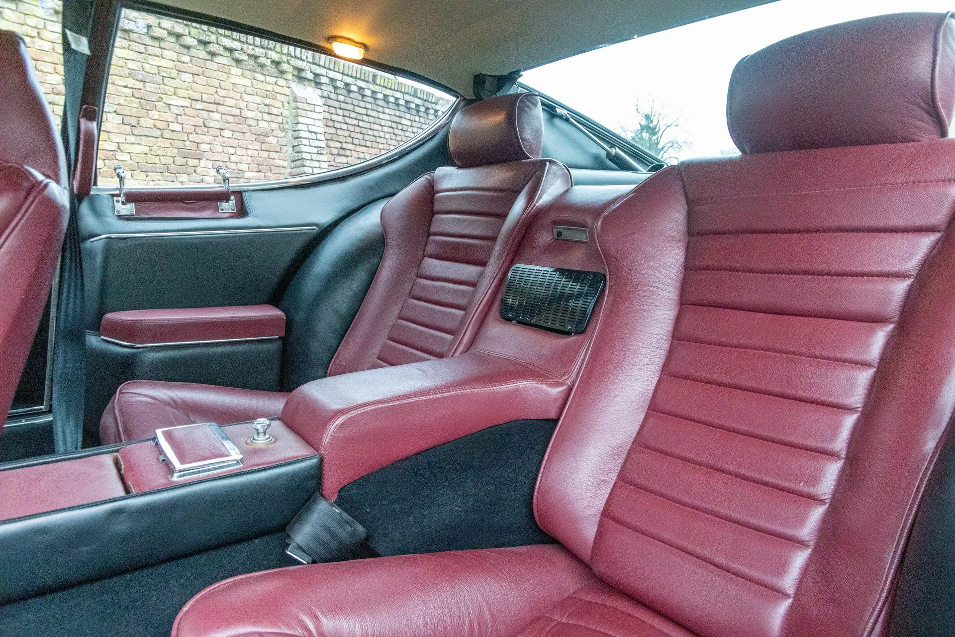 1973 Lamborghini Espada Series II 400 GTE, 23/30