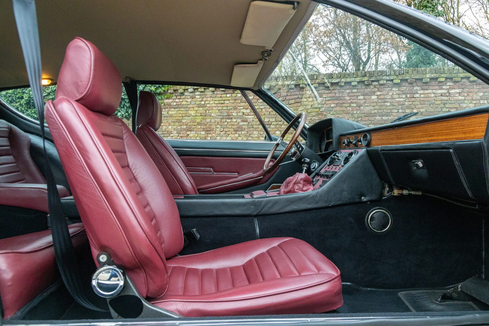 1973 Lamborghini Espada Series II 400 GTE, 24/30