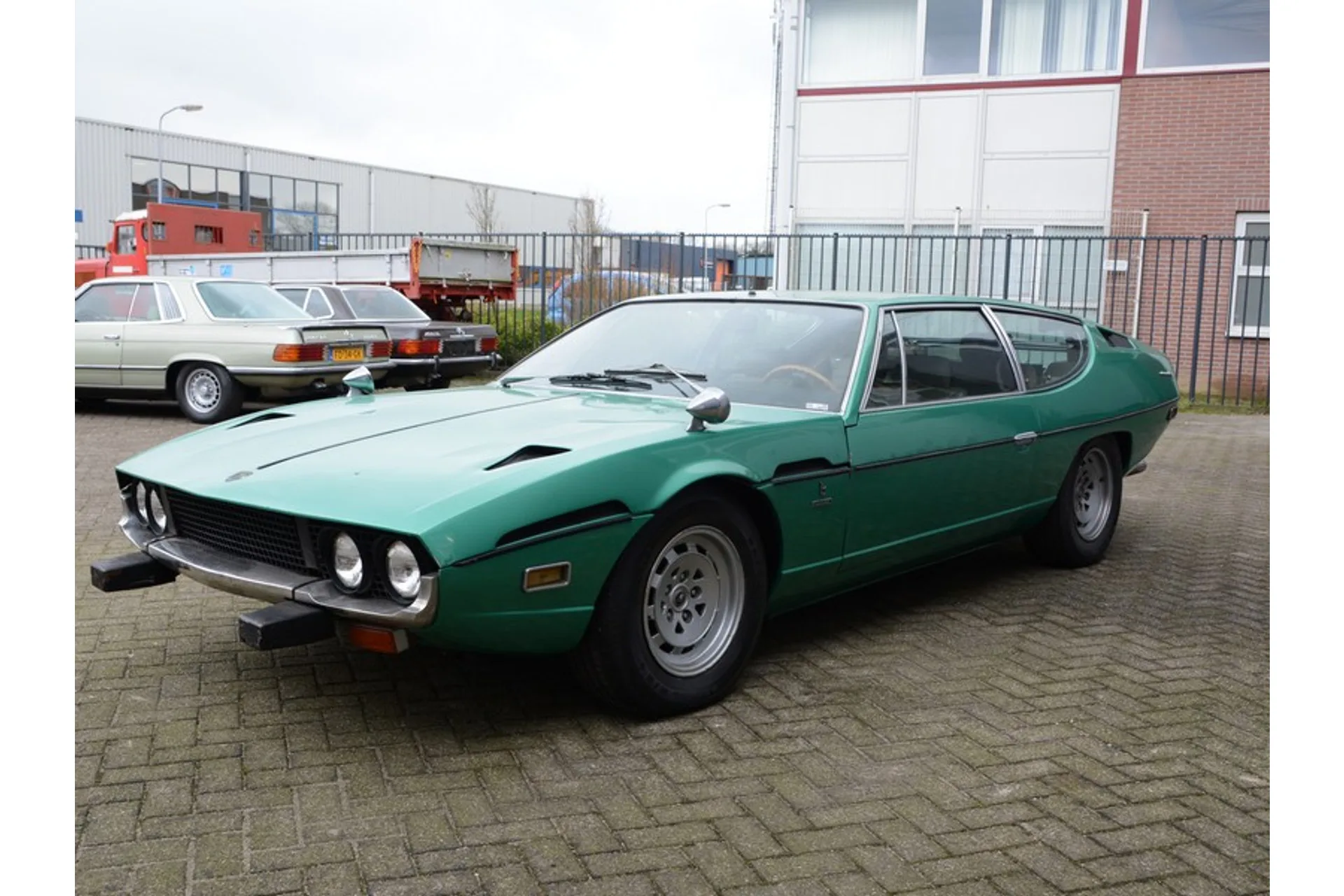 1973 Lamborghini Espada Series III offered by a specialist dealer in Brummen, Netherlands, main photo