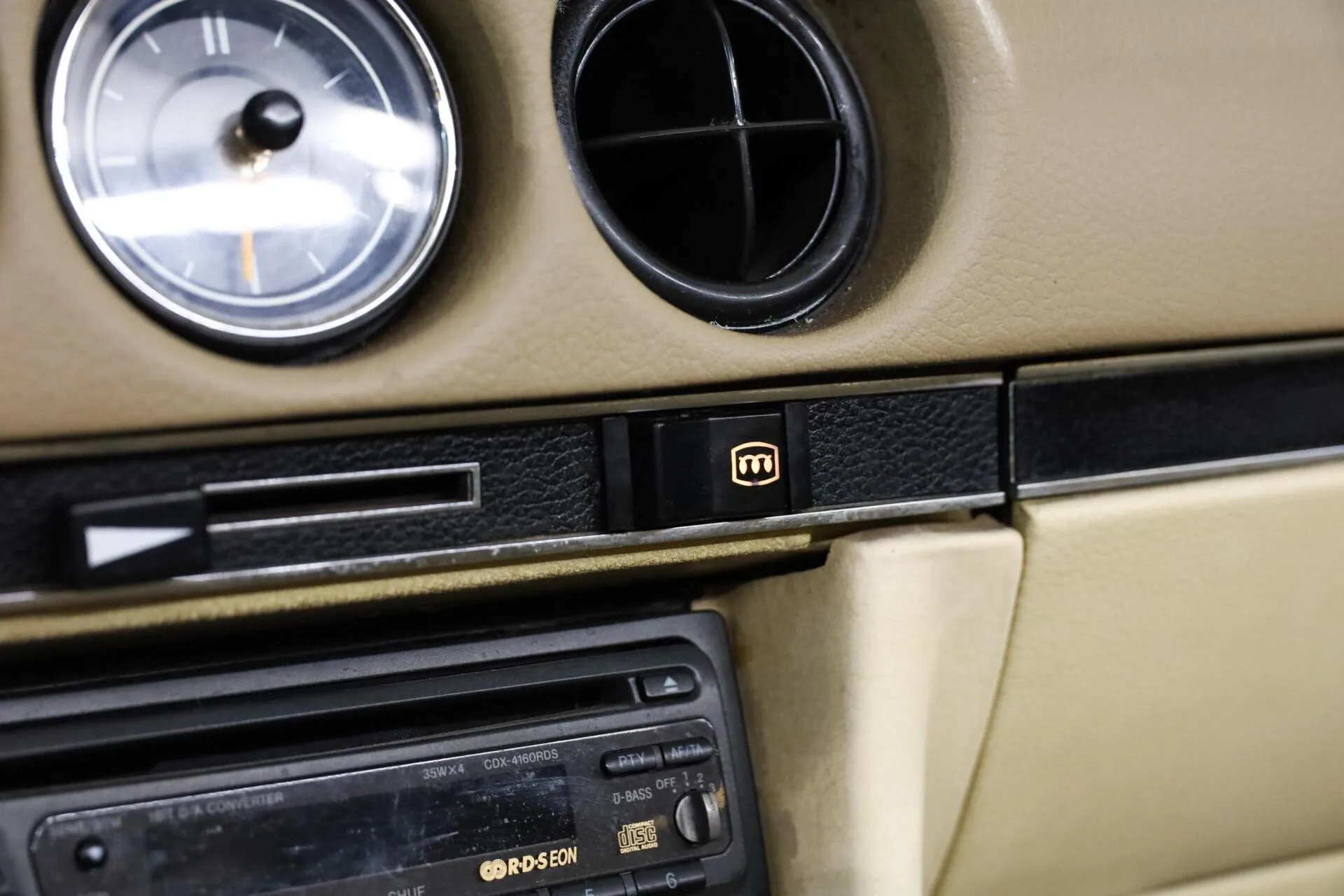 1973 Mercedes-Benz 450 SL, 20/28