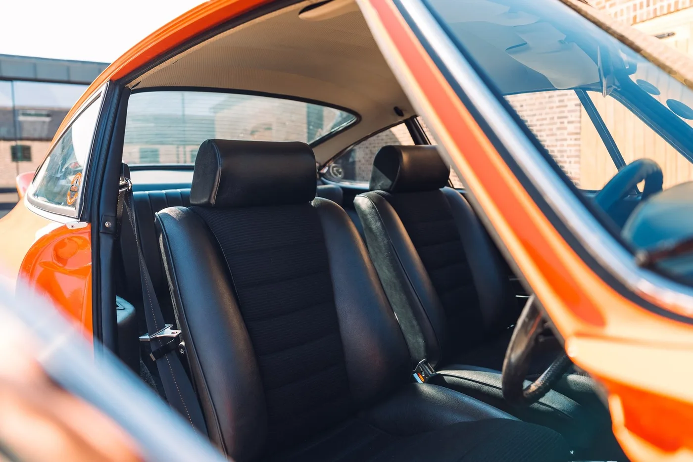 1973 Porsche 911 Carrera RS 2.7 Touring offered by a specialist dealer in Chorleywood, United Kingdom, photo 5 of 15