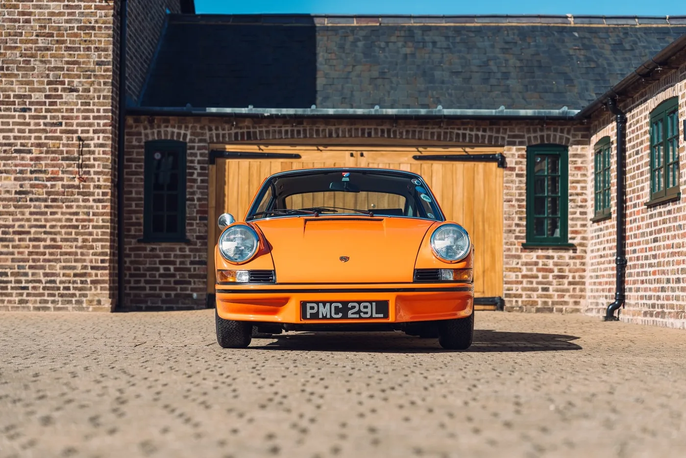 1973 Porsche 911 Carrera RS 2.7 Touring offered by a specialist dealer in Chorleywood, United Kingdom, photo 15 of 15