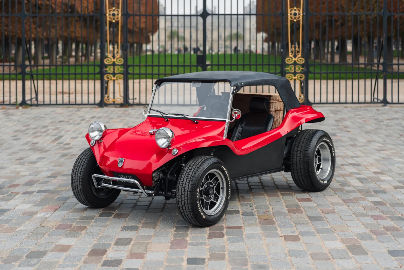 1973 Volkswagen Beetle Buggy Autofibra Manx 2 offered by a specialist dealer in Paris, France, main photo