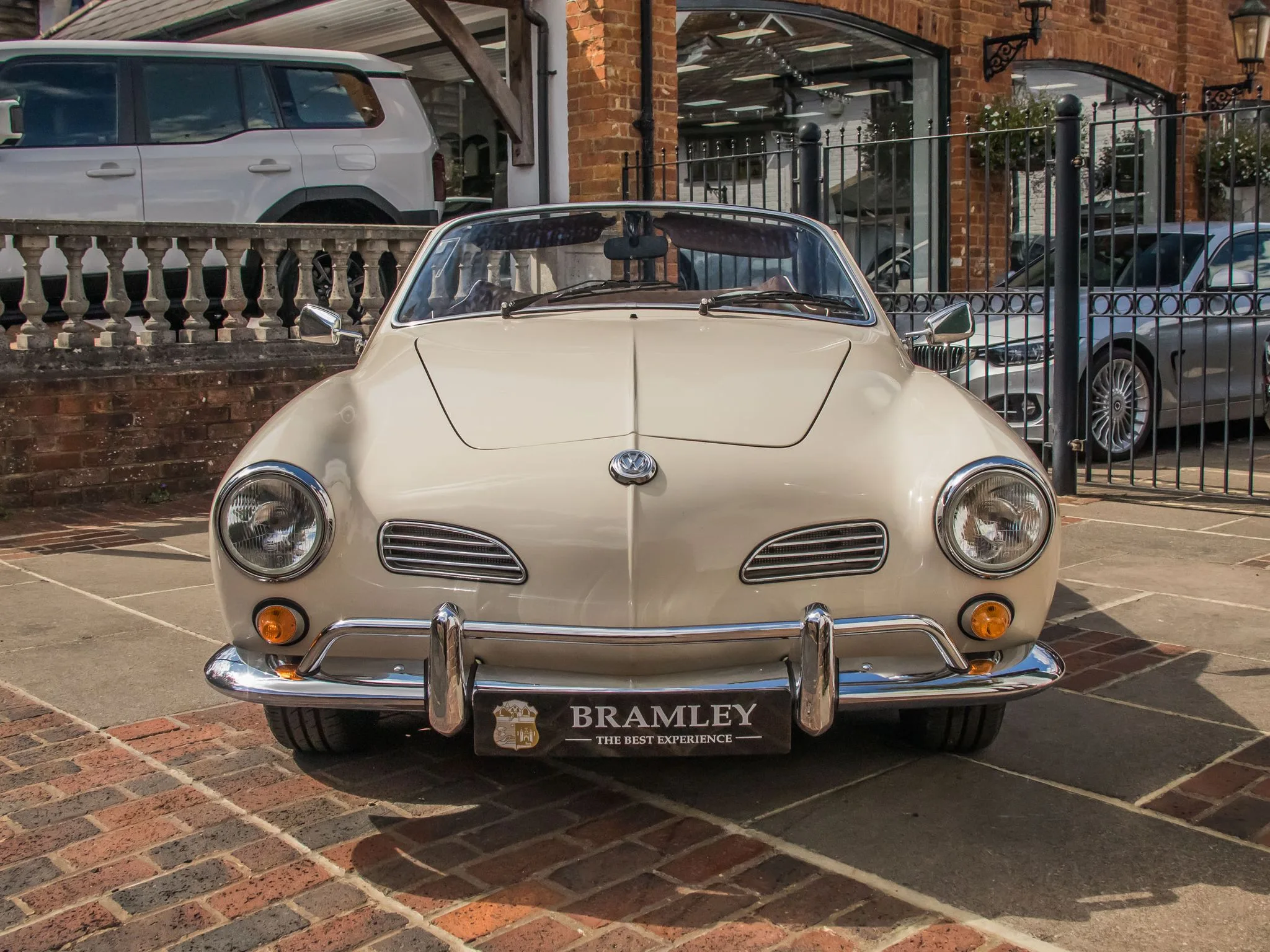 1973 Volkswagen Karmann Ghia Cabriolet, 5/20