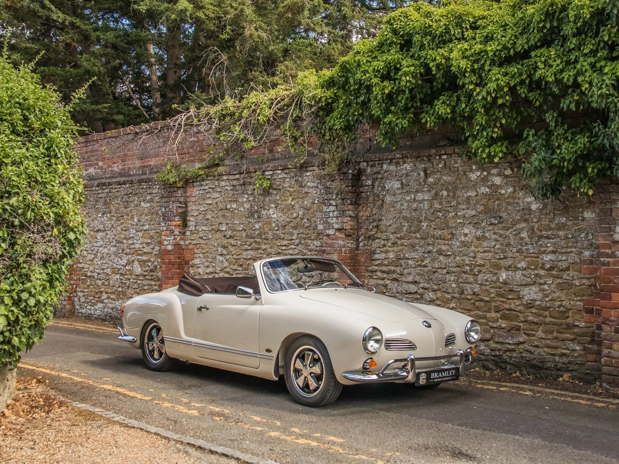 1973 Volkswagen Karmann Ghia Cabriolet, 12/20