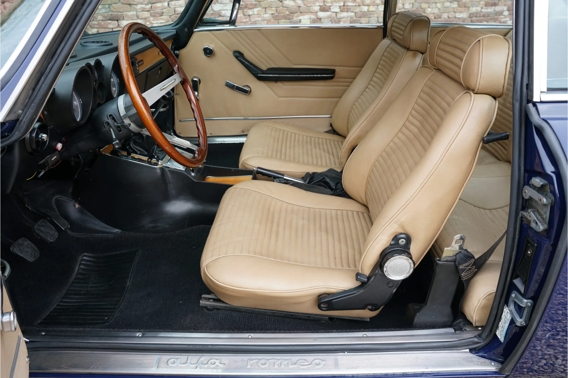 1974 Alfa Romeo 2000 GTV, 18/30