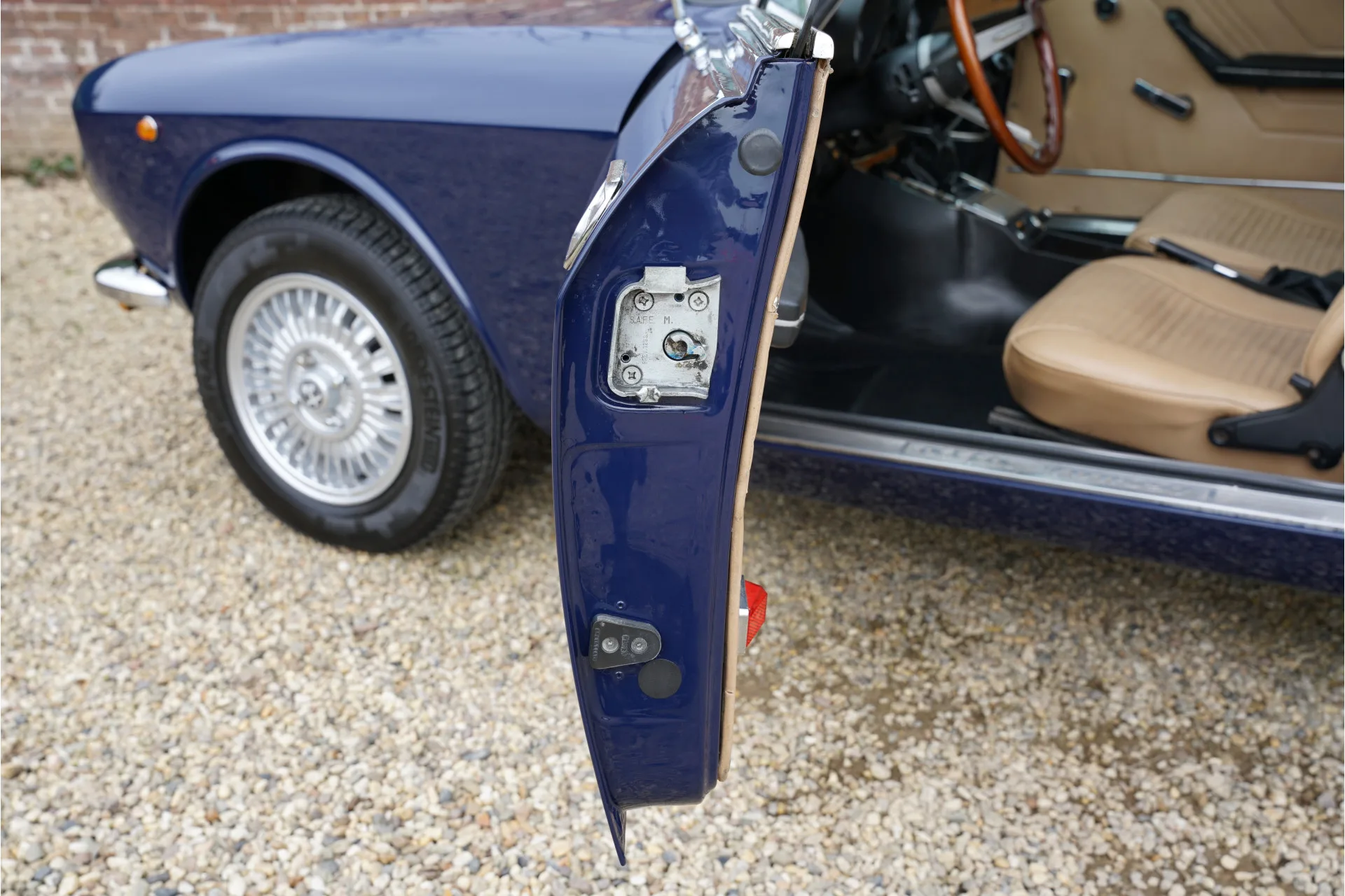 1974 Alfa Romeo 2000 GTV, 26/30