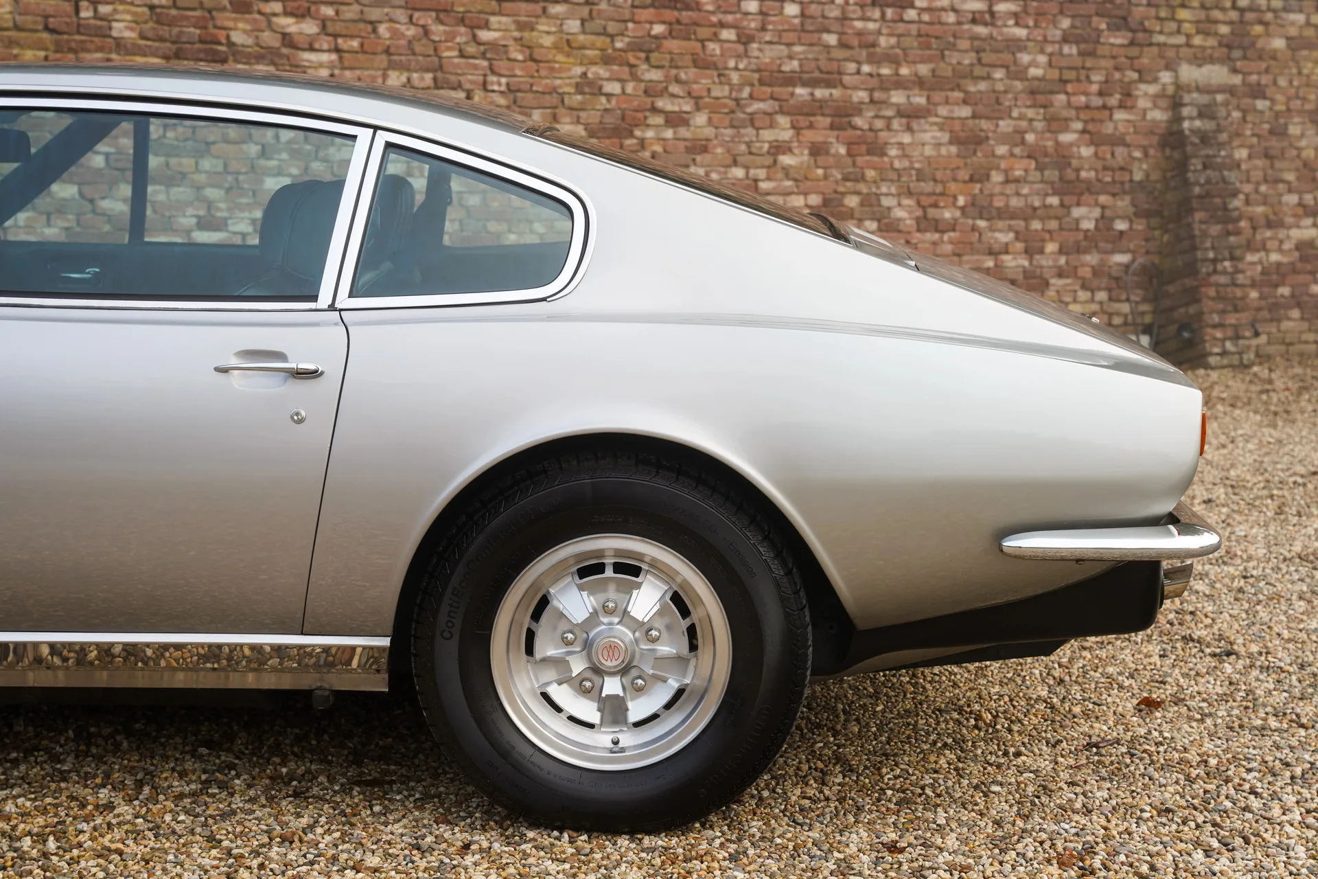 1974 Aston Martin V8 Series 3, 11/30