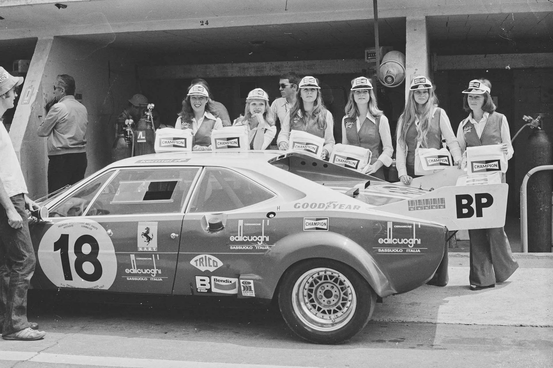 1974 Ferrari 308 GT4/LM, 6/28