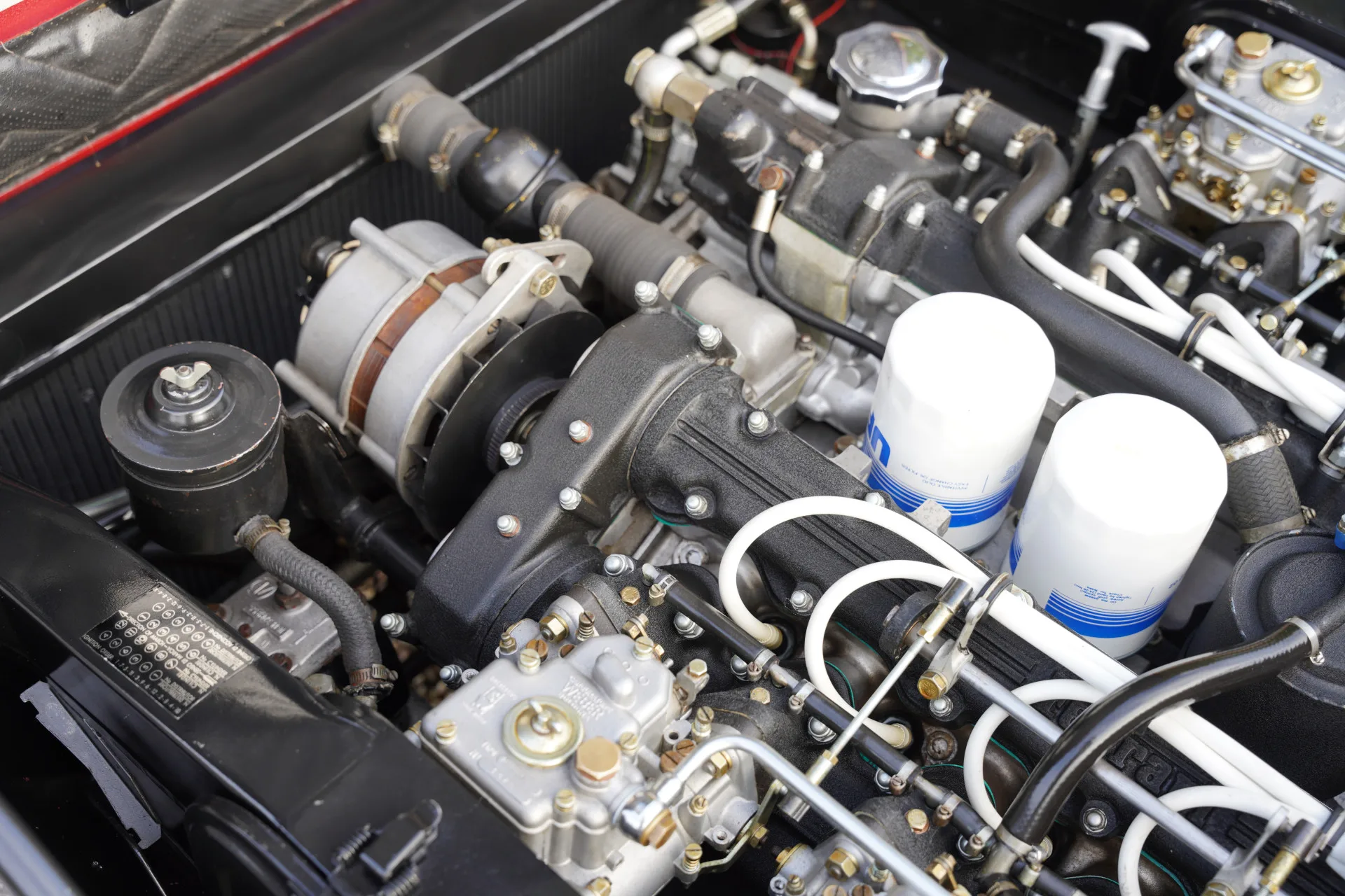 1974 Ferrari 365 GT4 2+2, 29/30
